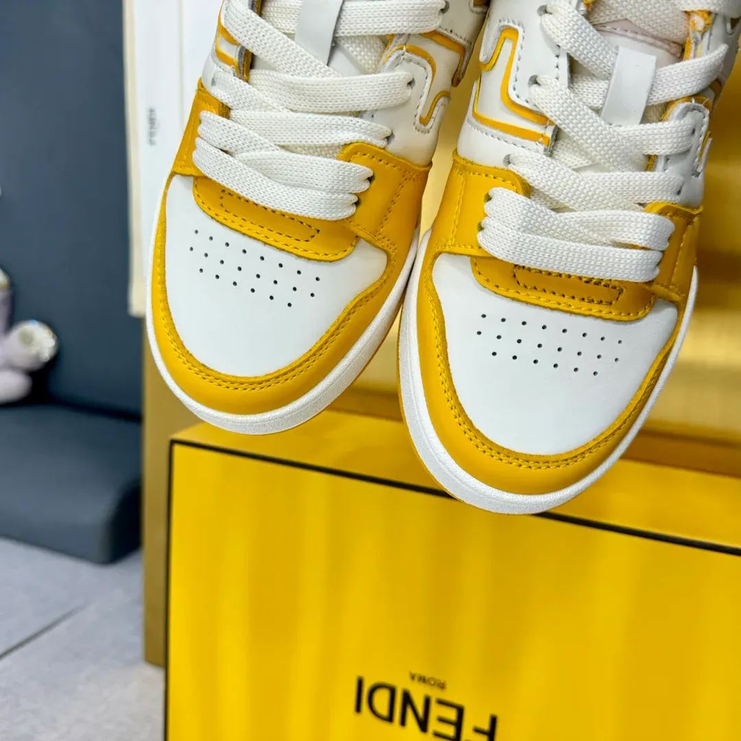 Кроссовки Женские Fendi 127130