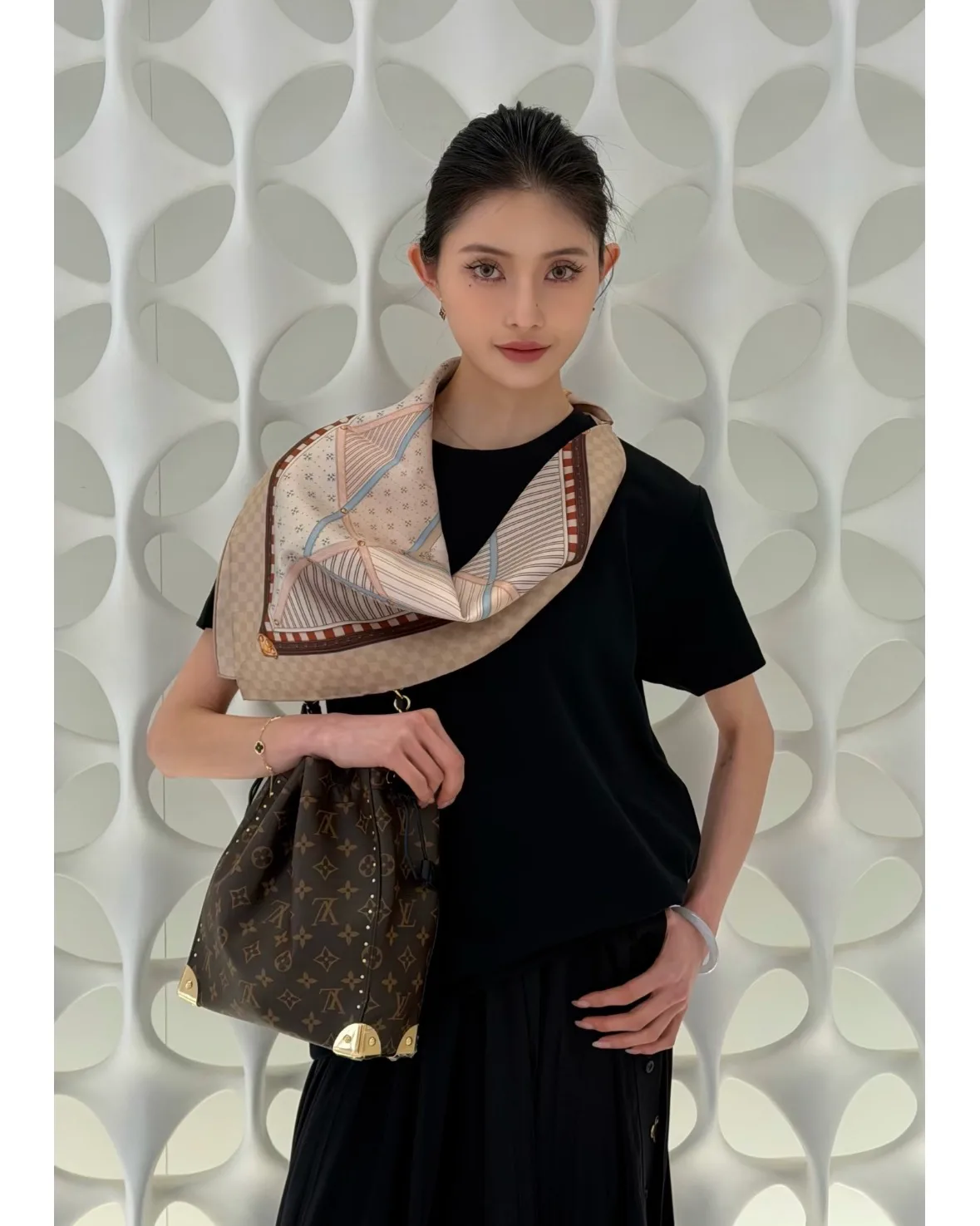 Топы Женские Louis Vuitton 13436330