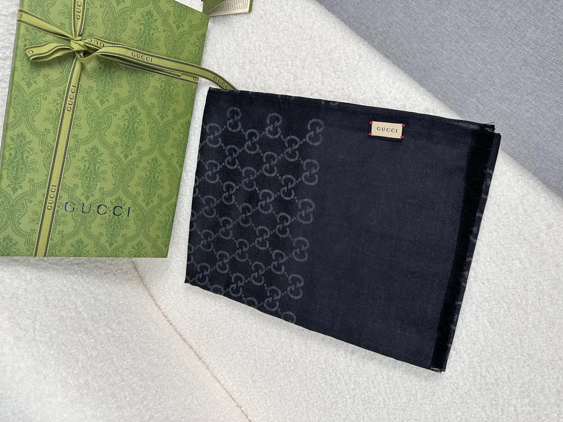 Шарфы Gucci 336714