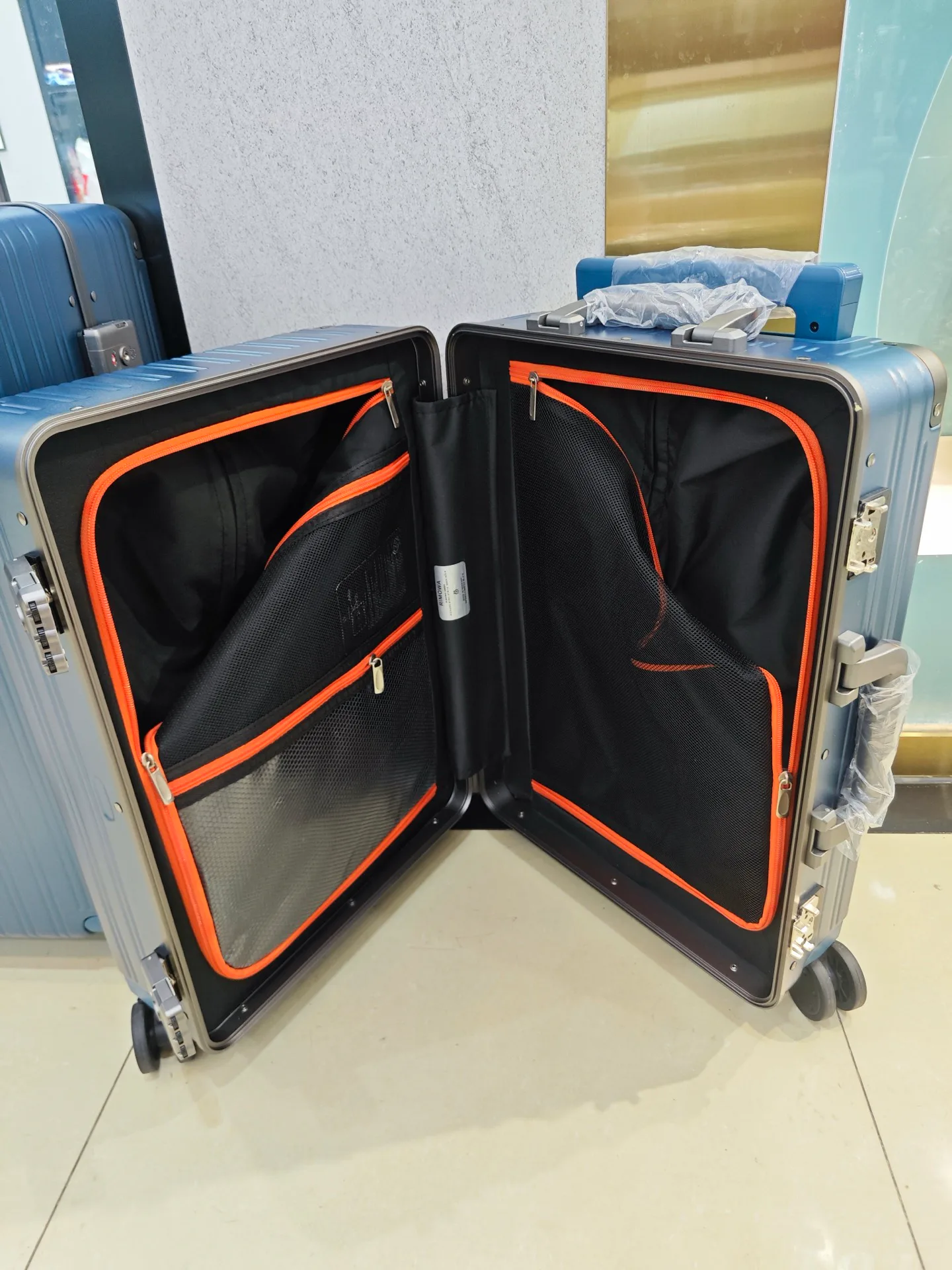 Чемоданы Rimowa 15199434