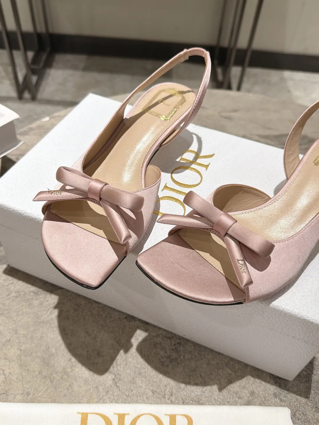 Босоножки Женские Christian Dior 17604621