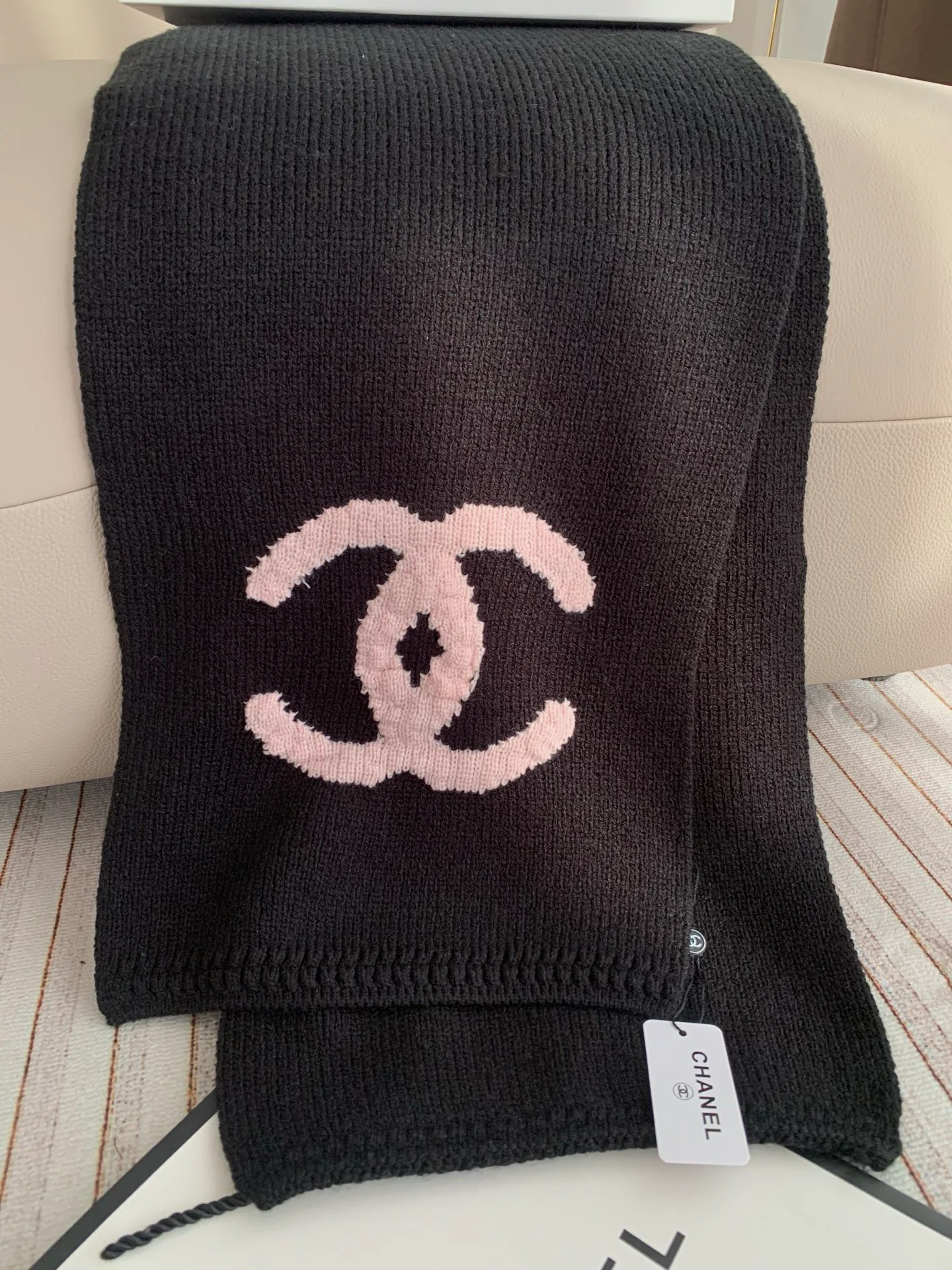 Шарфы Chanel 18675614