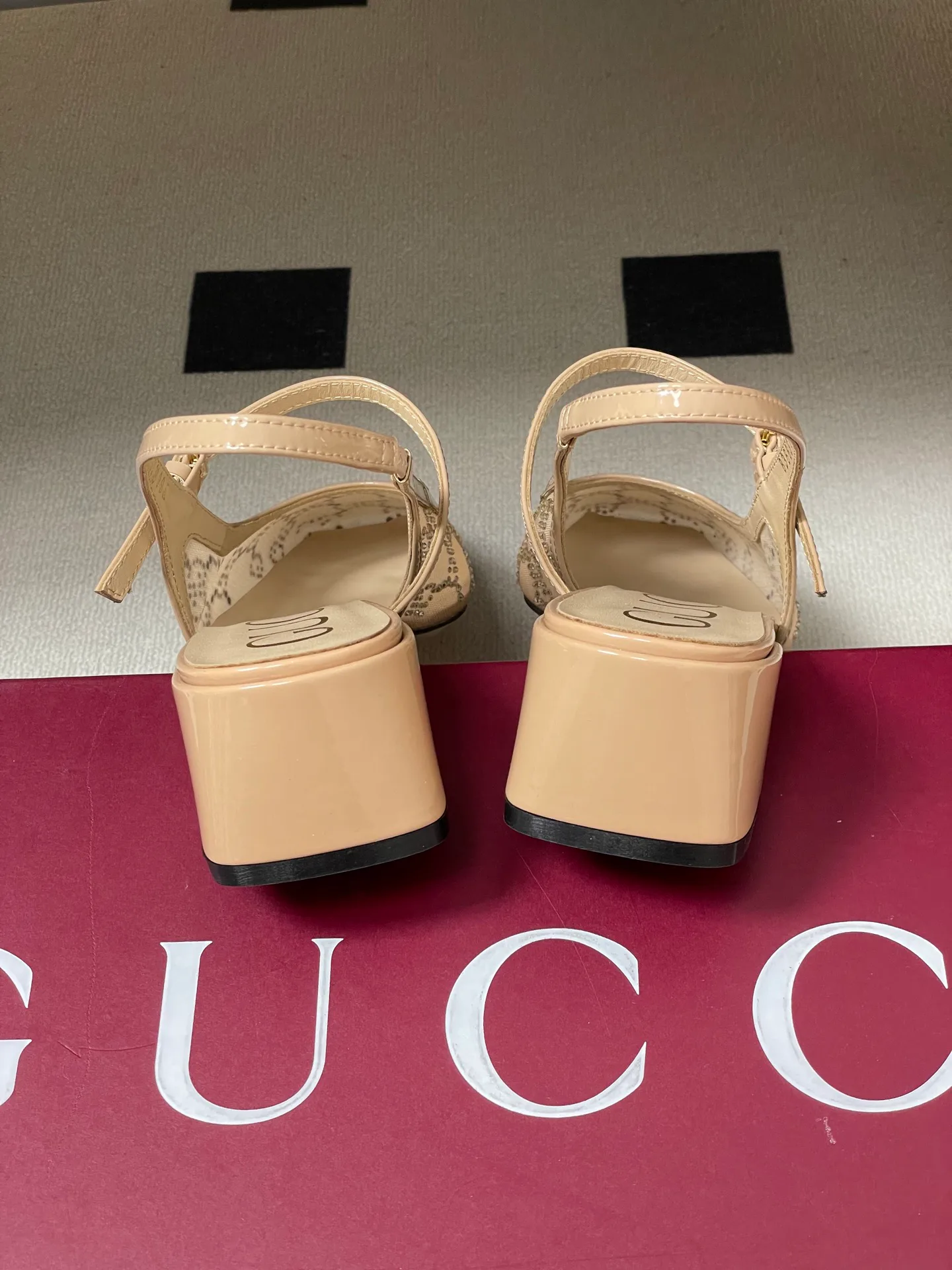 Туфли Женские Gucci 11886500