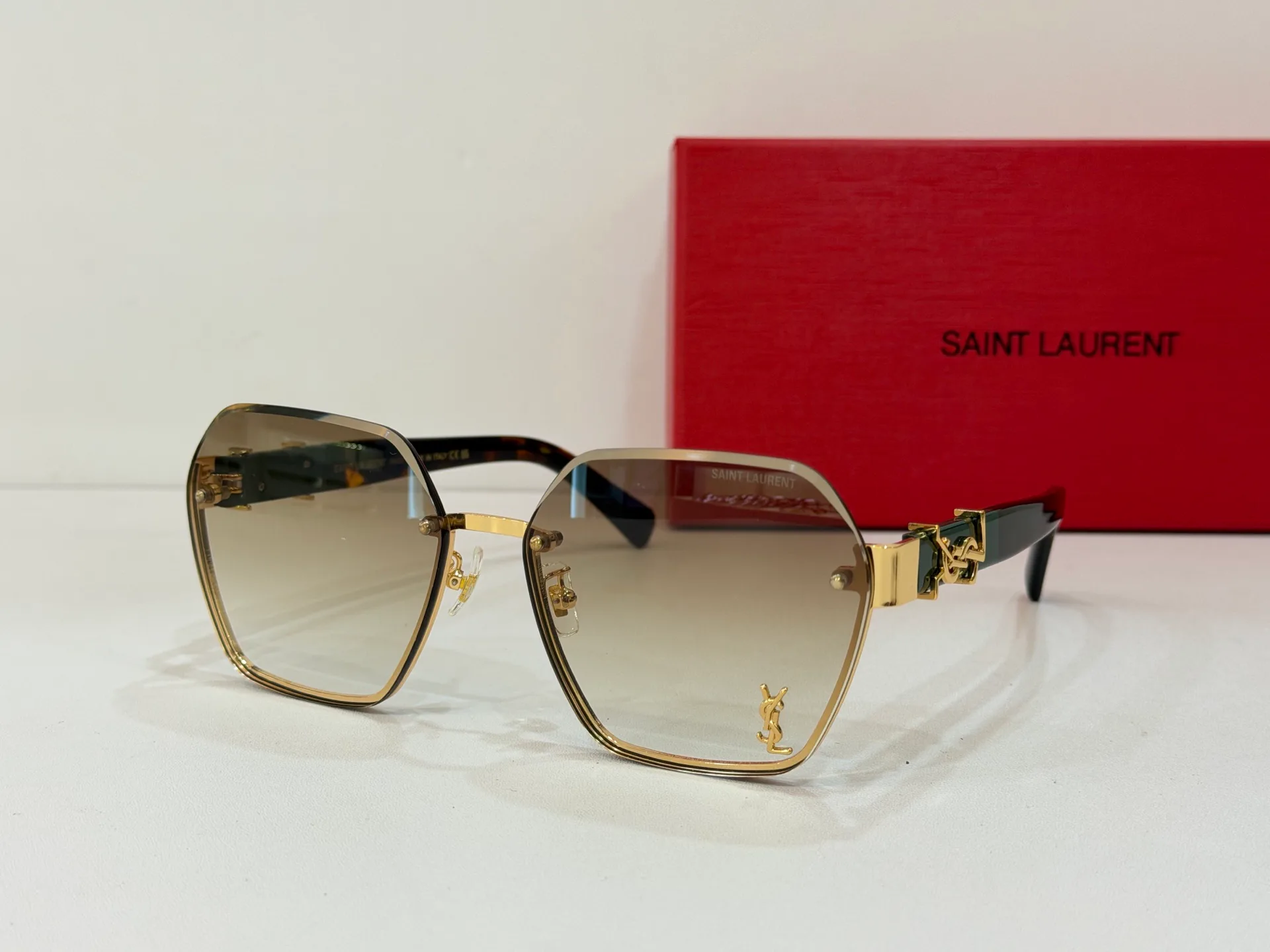 Очки Saint Laurent 14321712