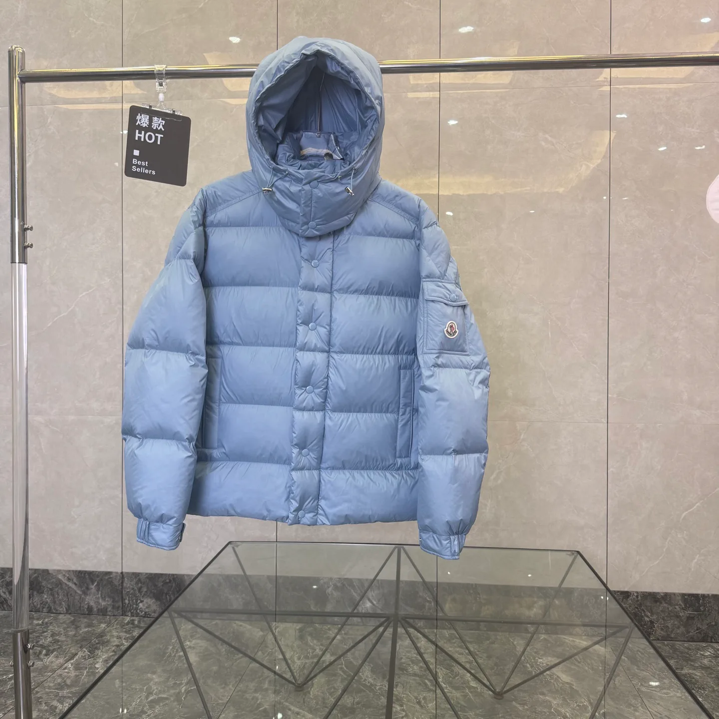 Куртки И Пуховики Женские Moncler 17949528