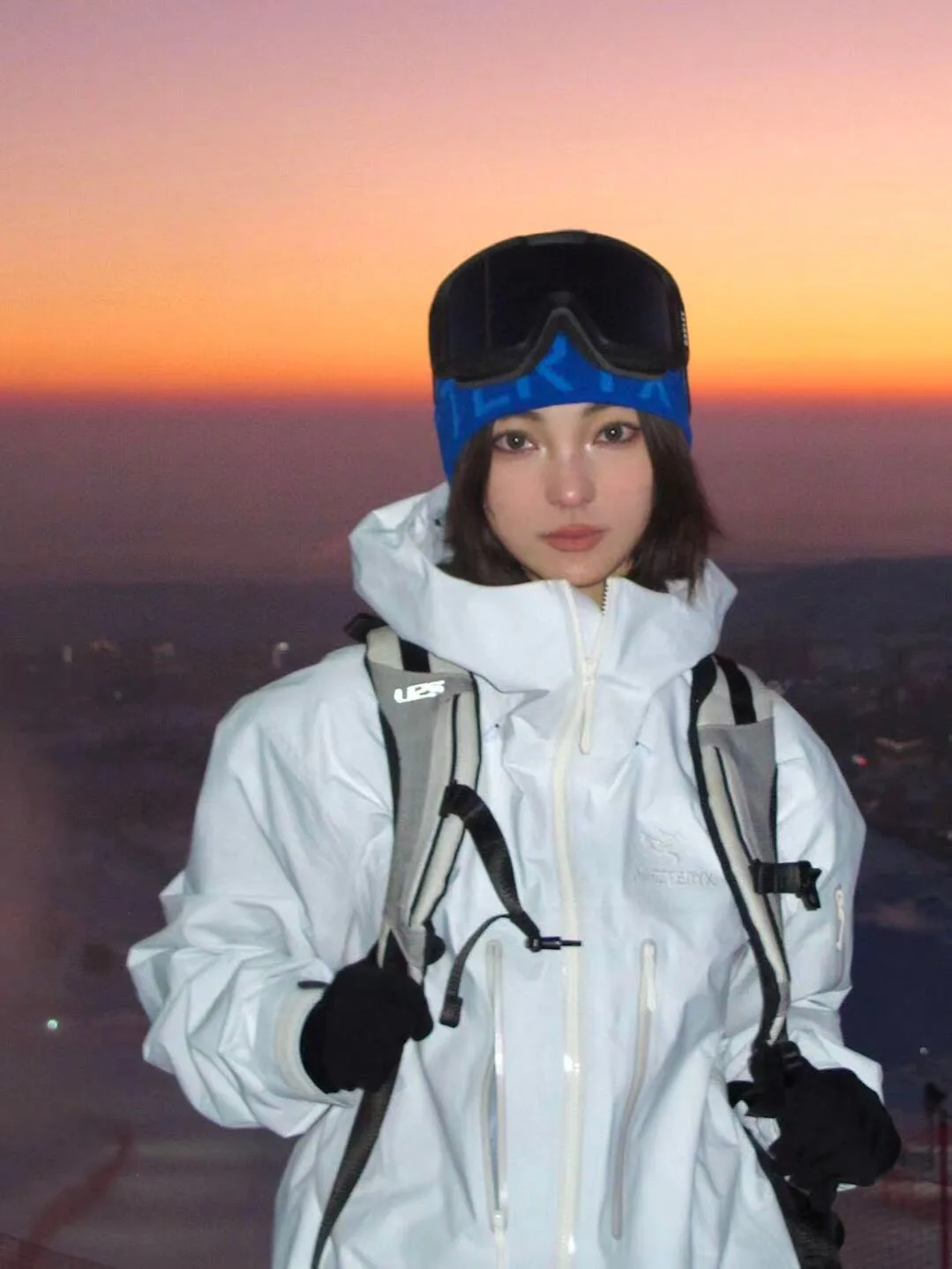 Куртки Женские Salomon Куртки Женские Salomon