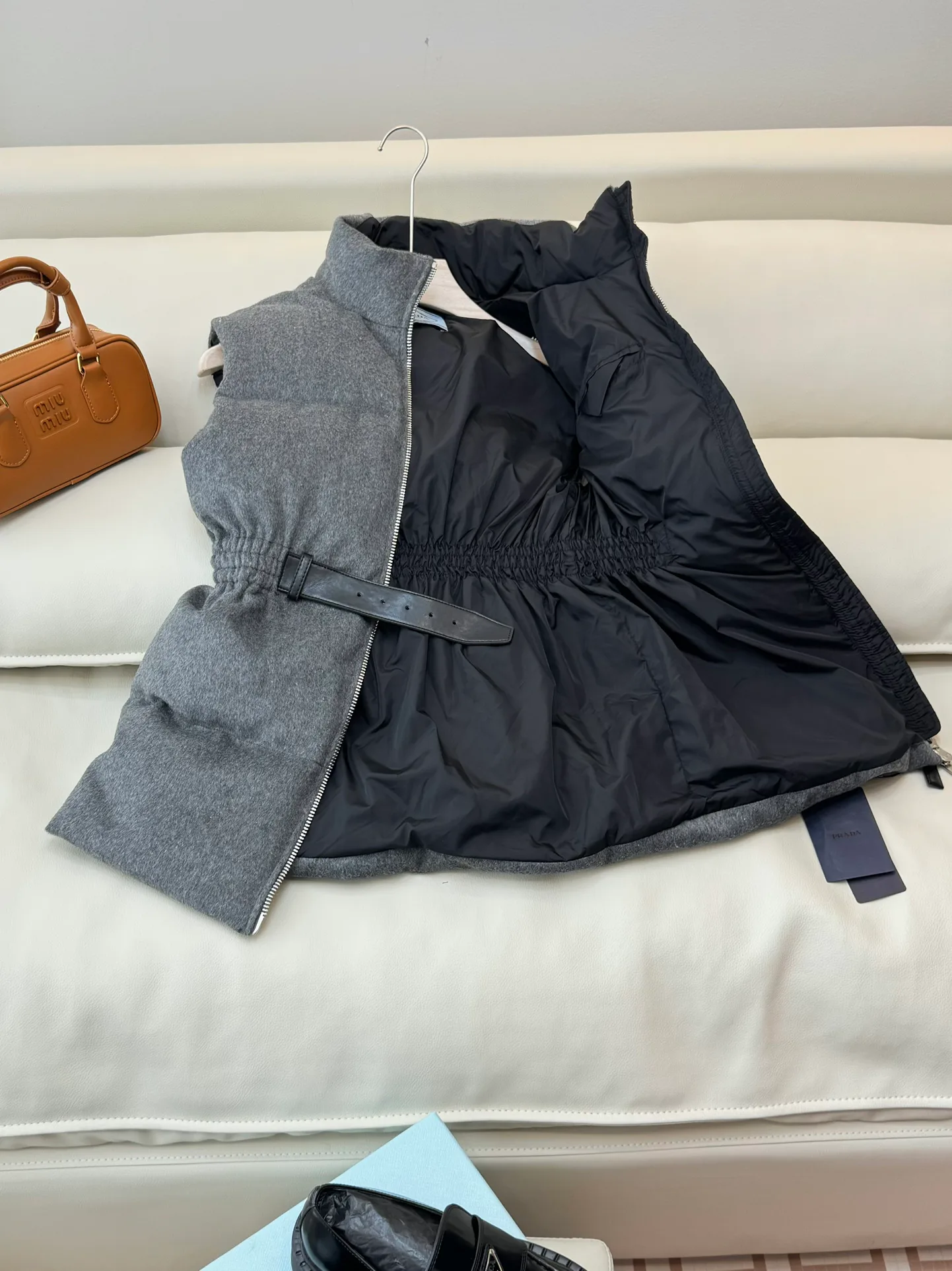 Жилеты Женские Prada 19681183