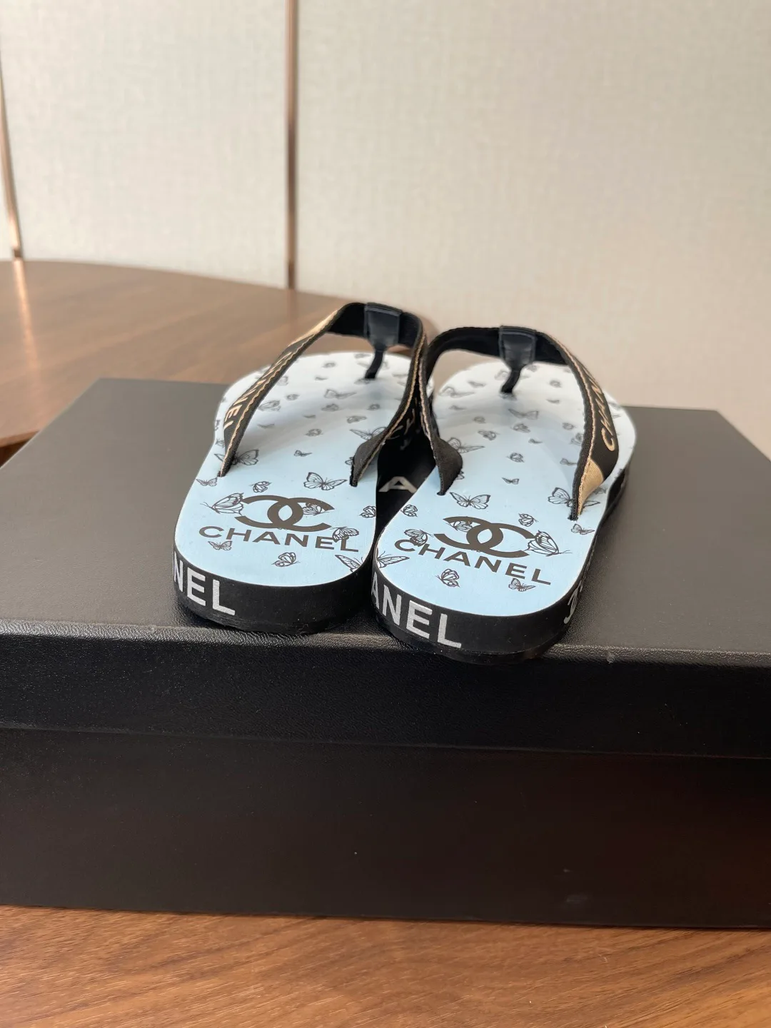 Шлепанцы Женские Chanel 11350601