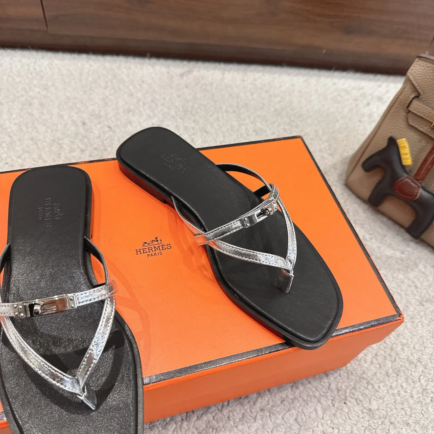 Шлепанцы Женские Hermes 11622311