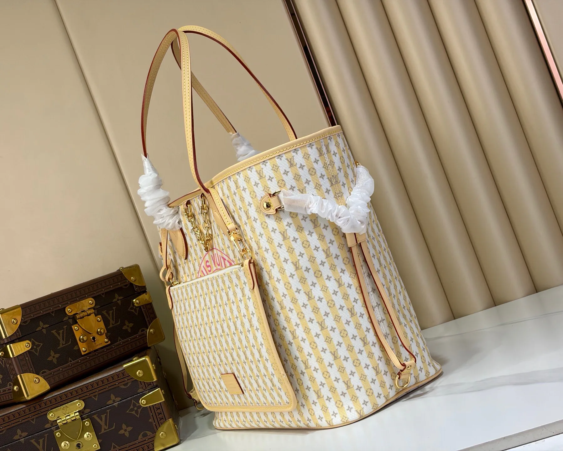 Классические Сумки Женские Louis Vuitton 16893048