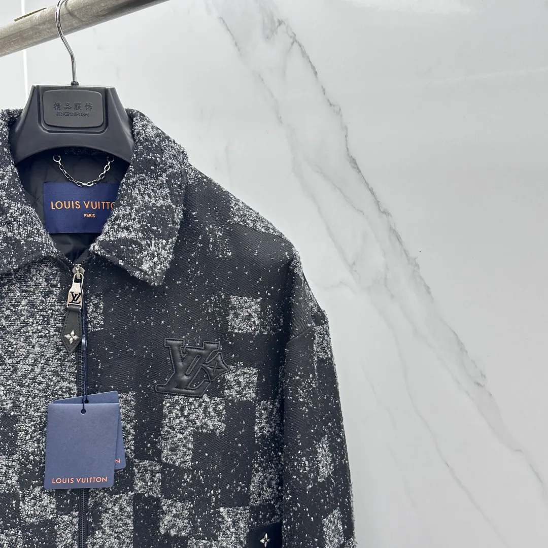 Куртки И Пуховики Мужские Louis Vuitton 18246857