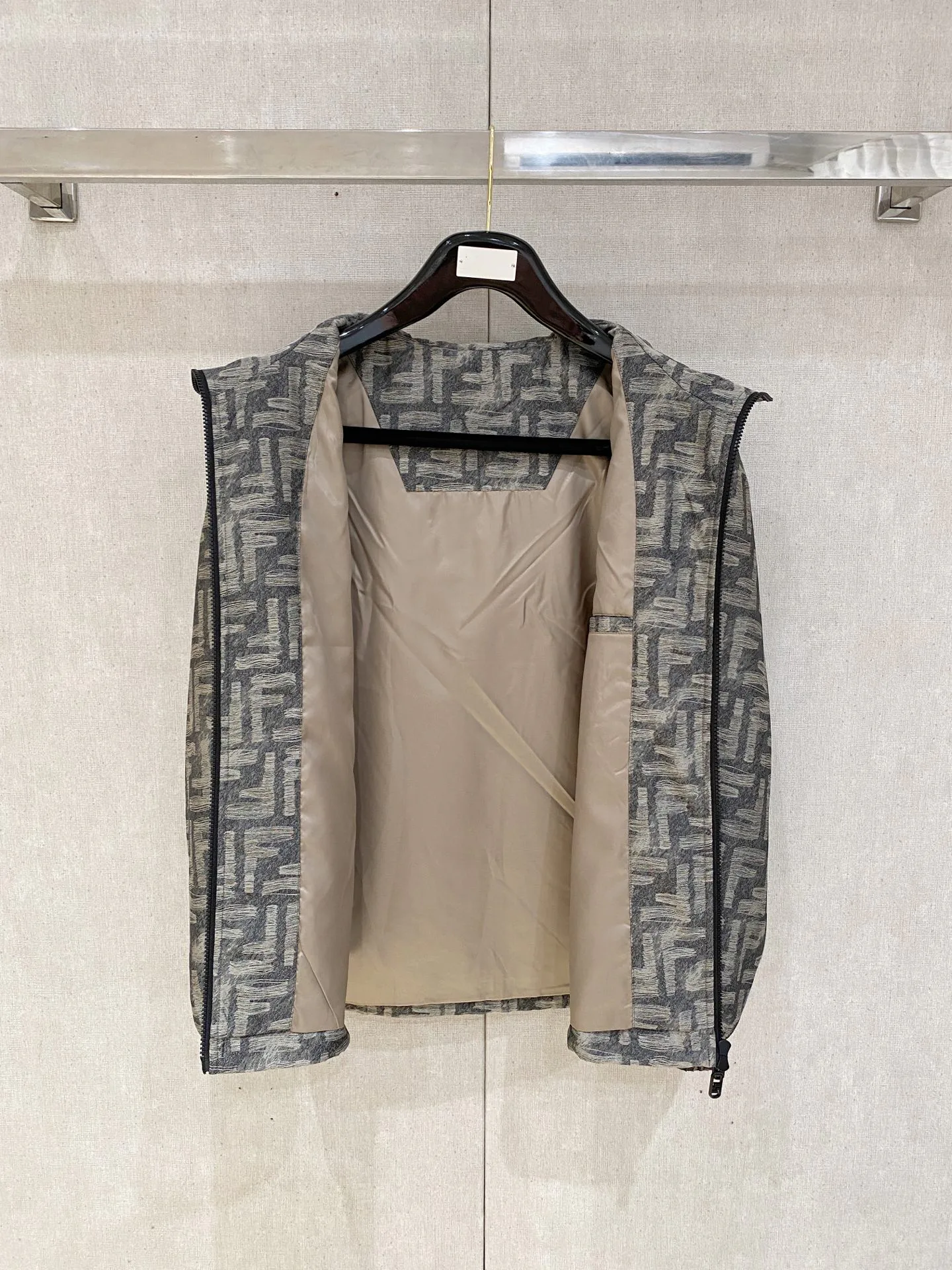 Куртки И Пуховики Мужские Fendi 988821