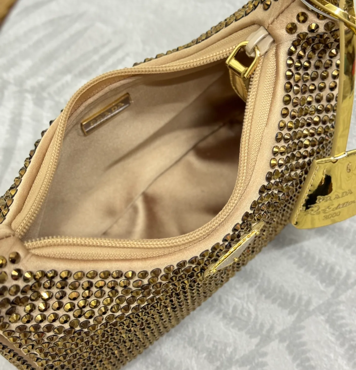 Сумки На Ремне Женские Prada 11788387