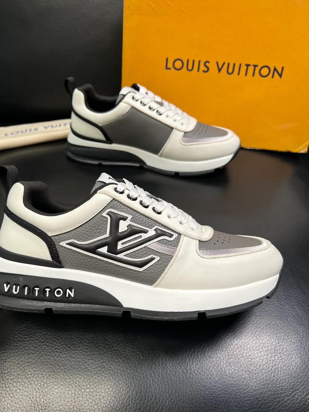 Кроссовки Мужские Louis Vuitton 369014