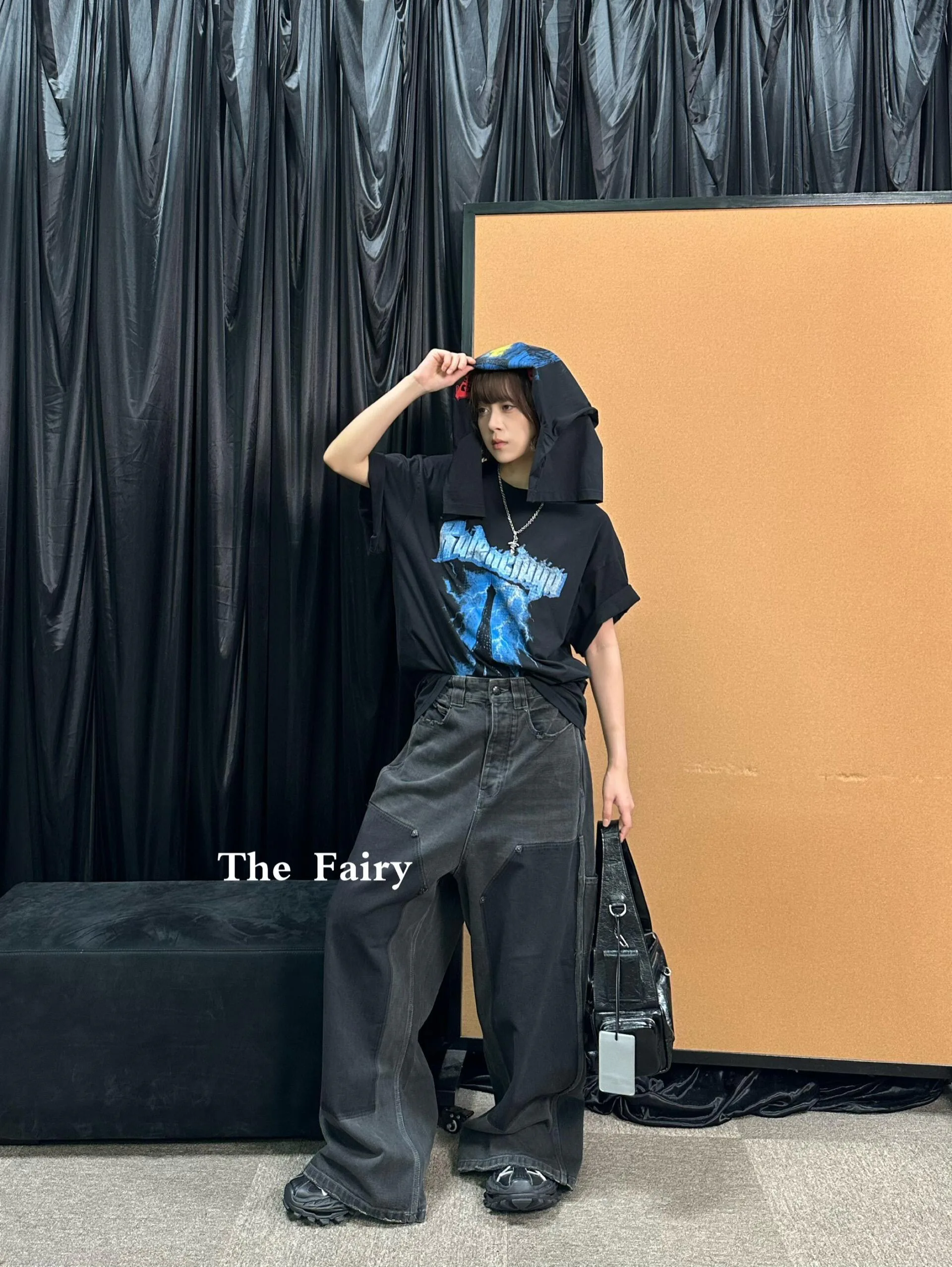 Футболки Женские Balenciaga 12209914