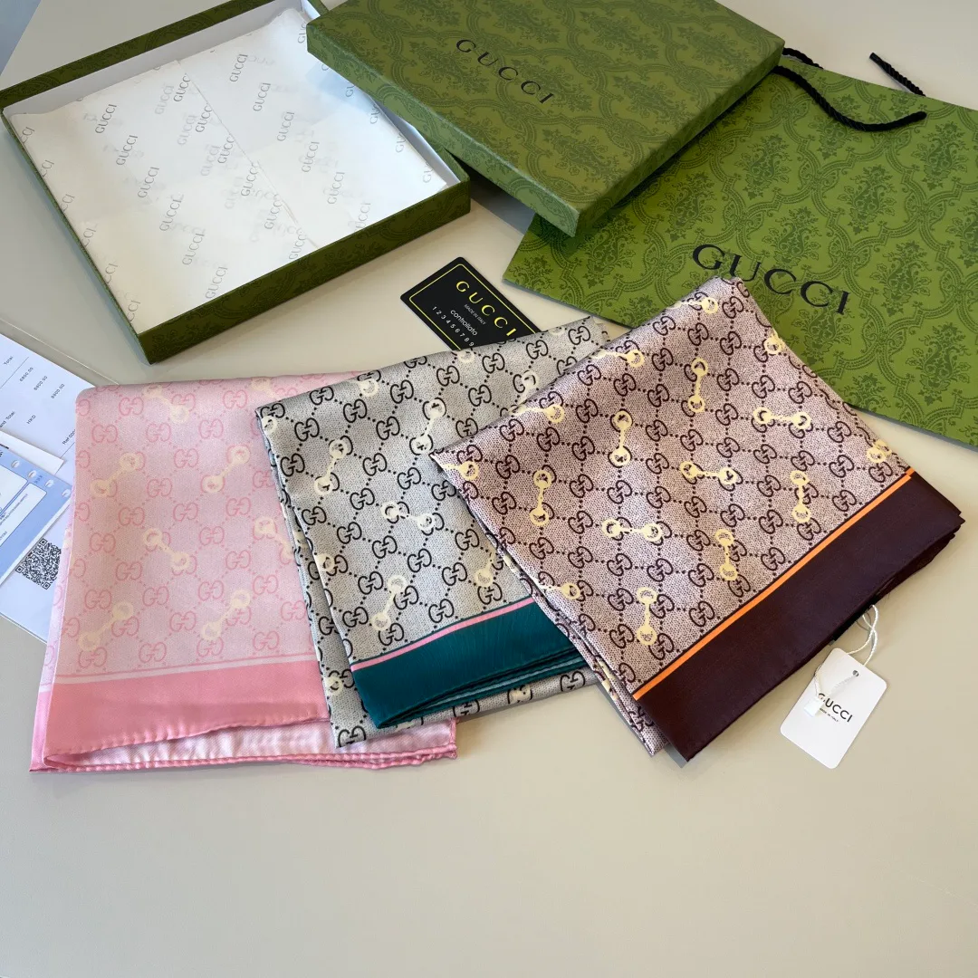 Платки Gucci 1603516