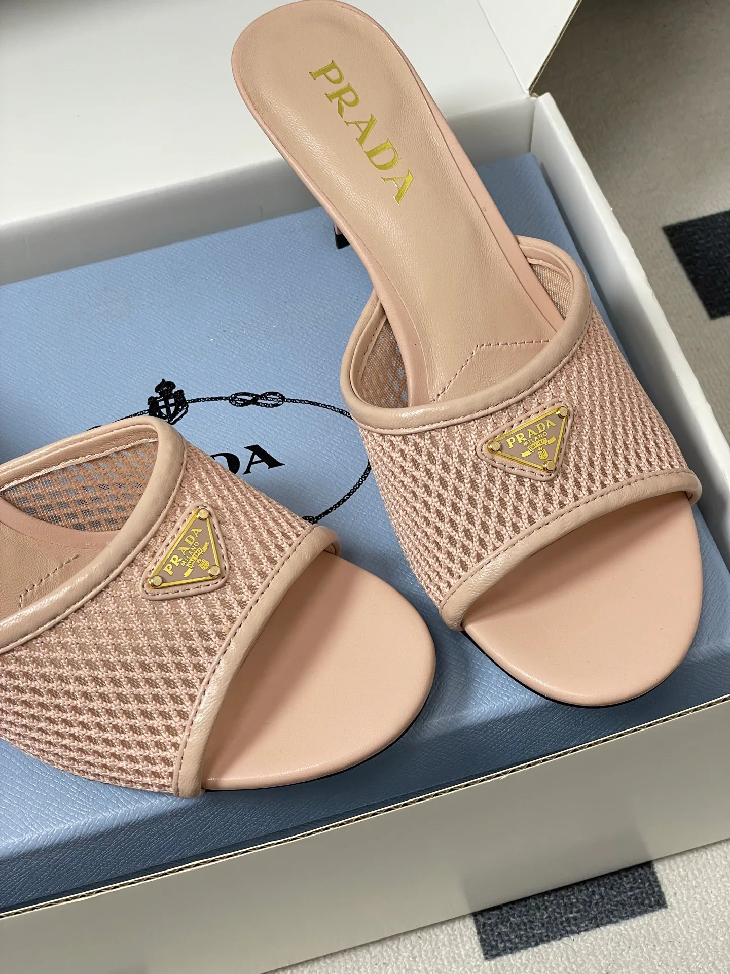 Босоножки Женские Prada 13226170