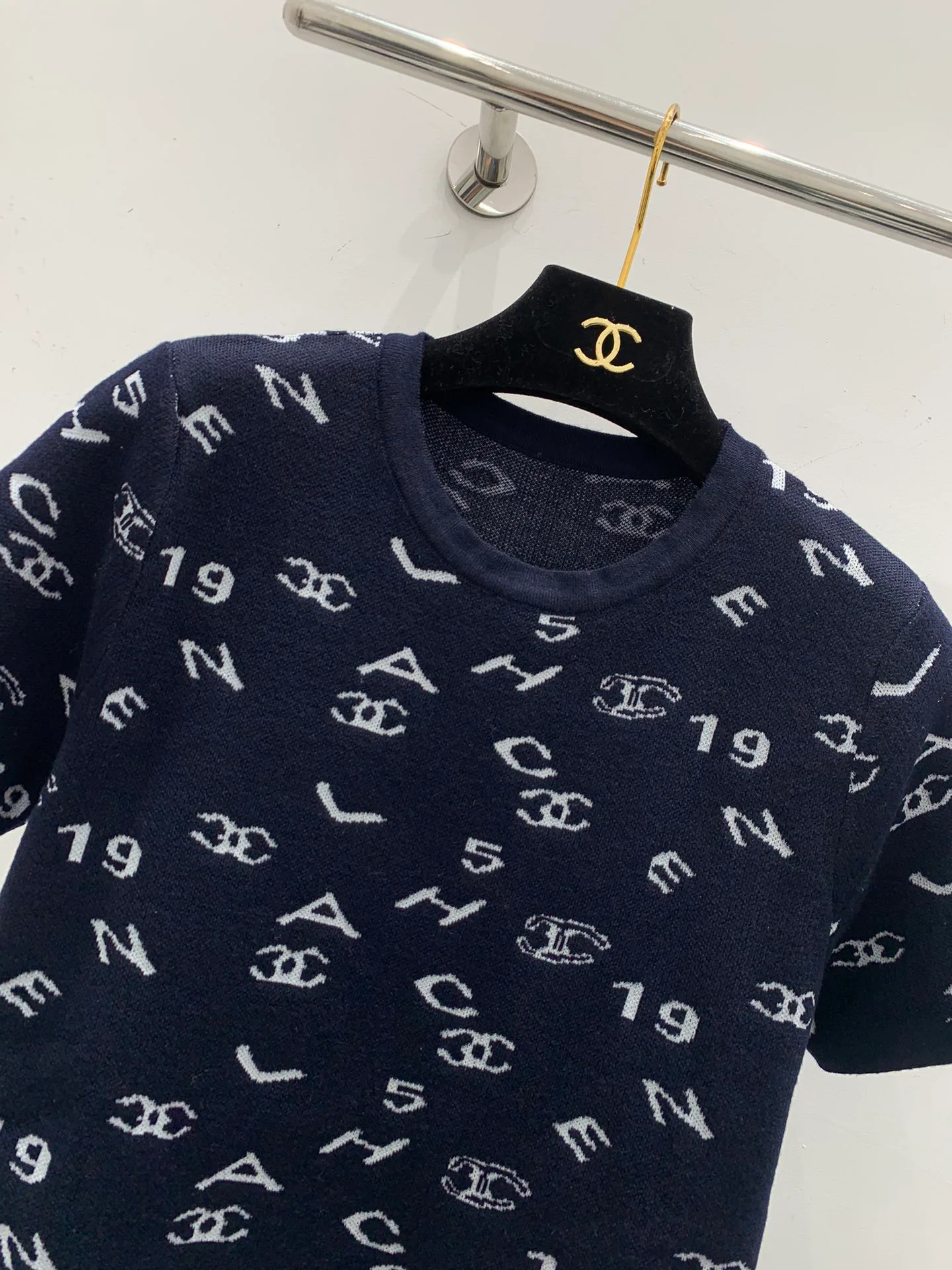 Джемперы И Свитеры Женские Chanel 15892