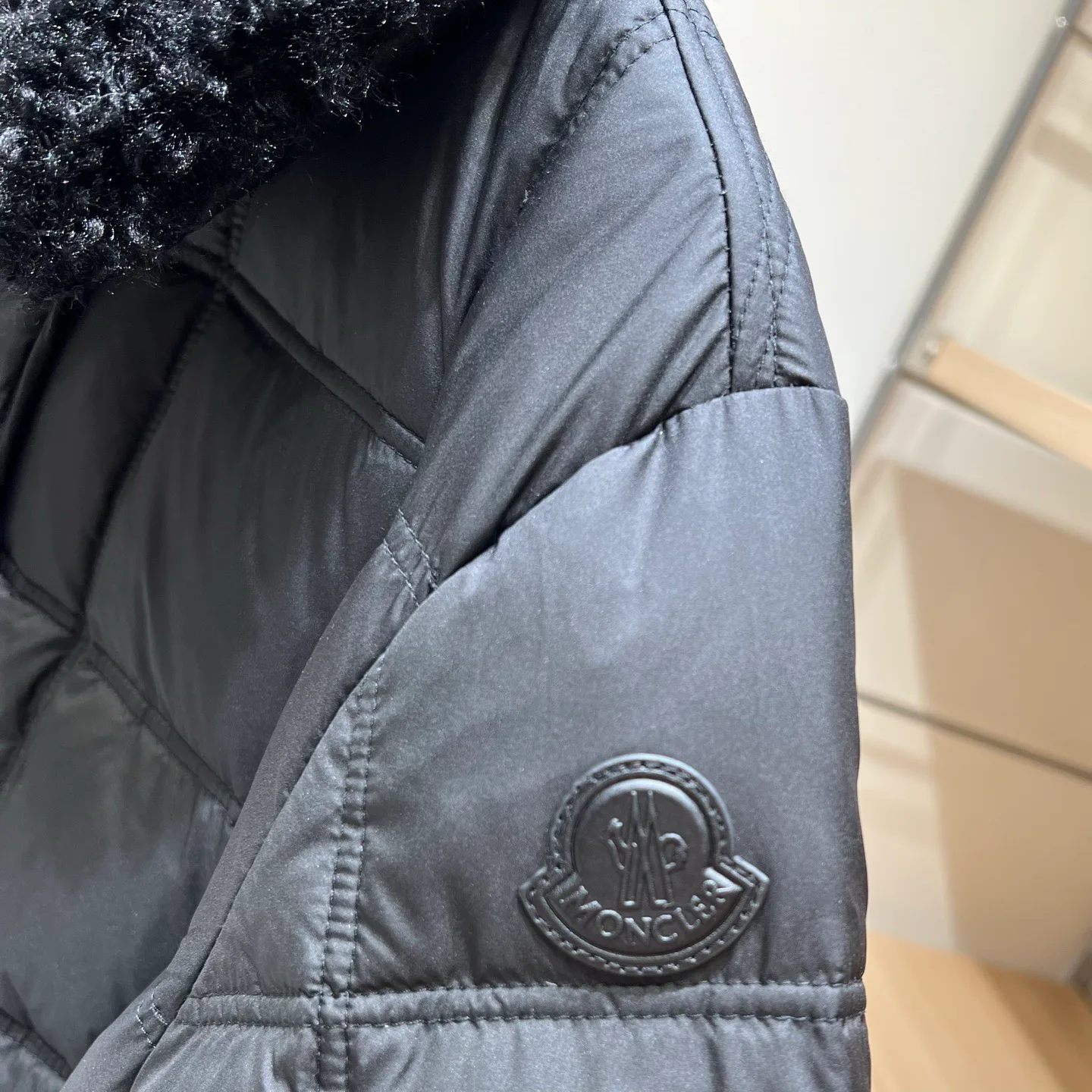 Куртки И Пуховики Женские Moncler 18036513