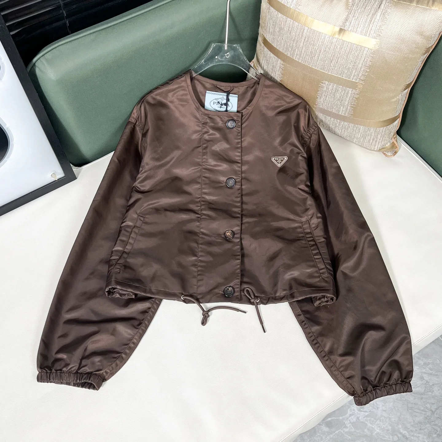 Куртки И Пуховики Женские Prada 19298963
