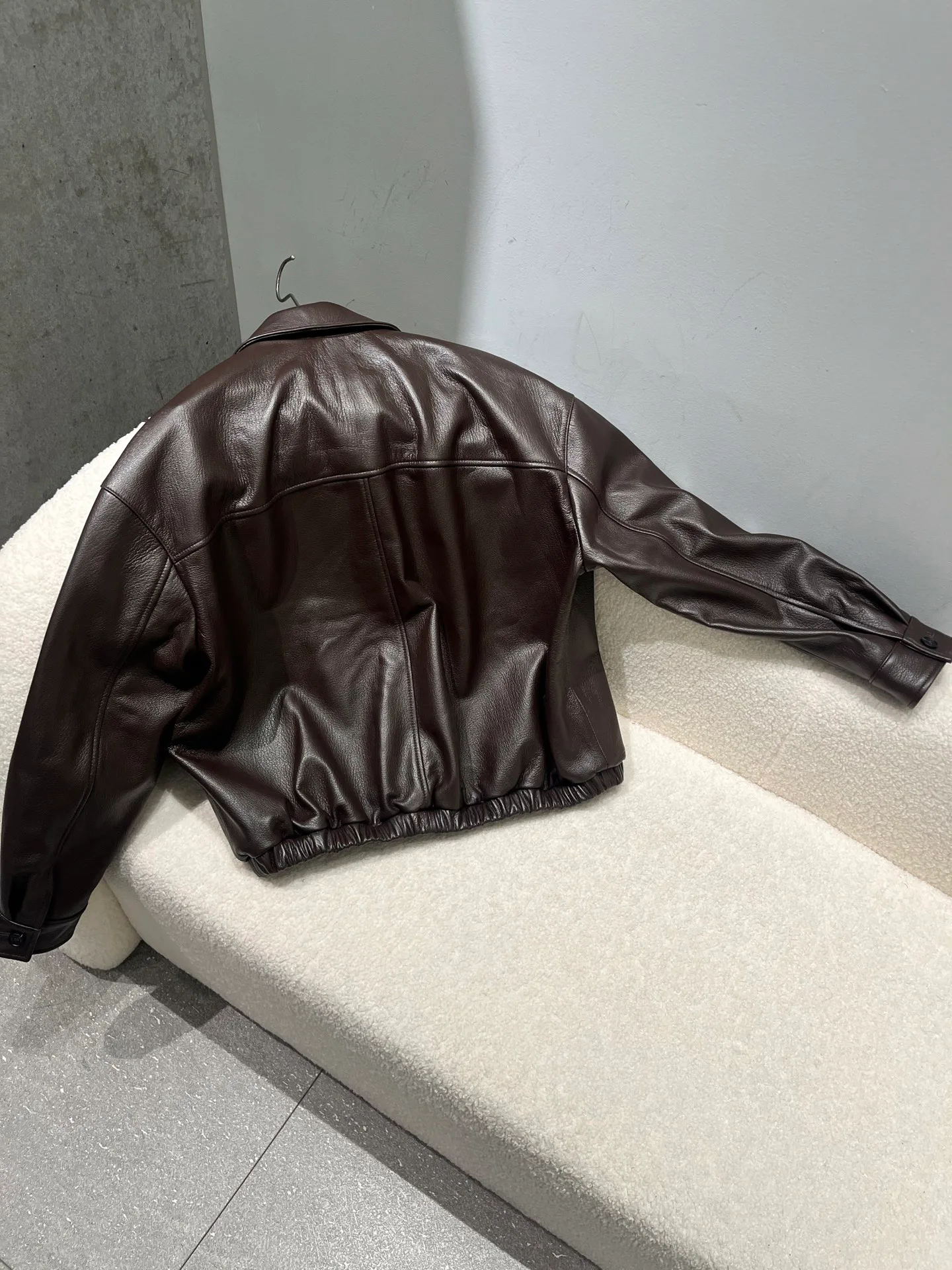 Кожаные Куртки И Дублёнки Мужские Miu Miu 13311012