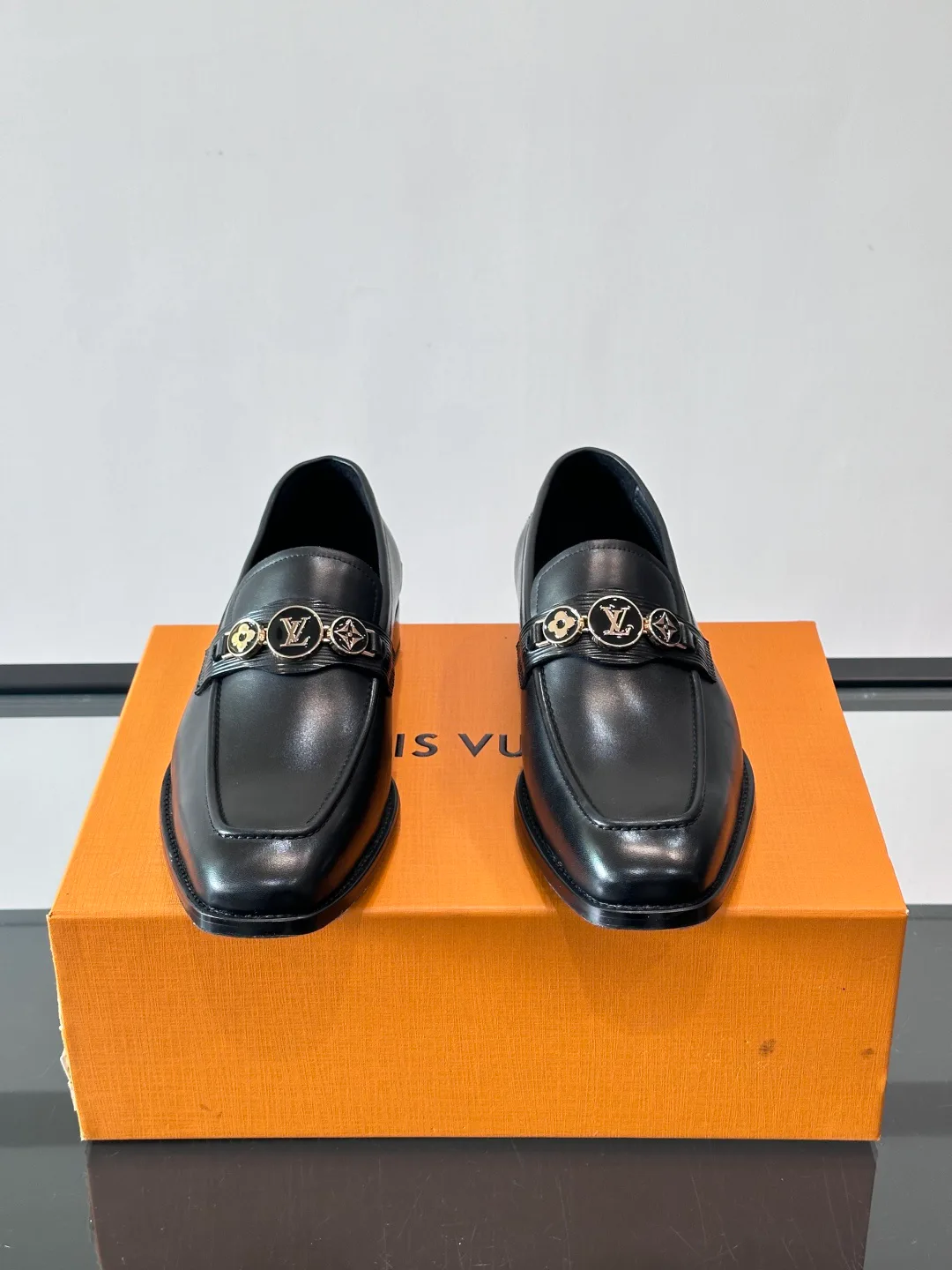 Лоферы И Туфли Мужские Louis Vuitton 11232733