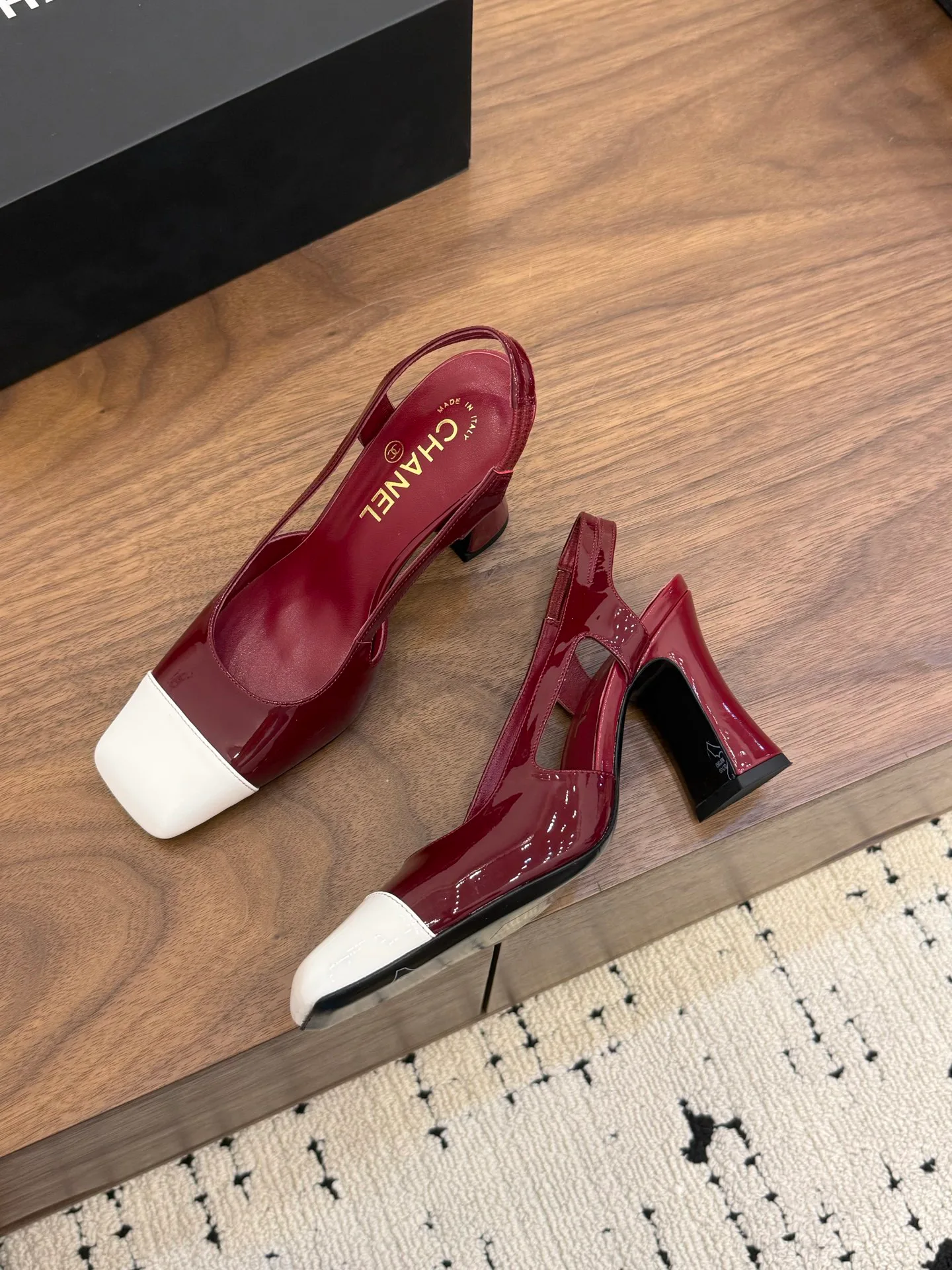 Туфли Женские Chanel 13230702