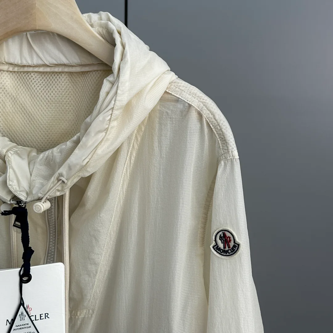 Куртки И Пуховики Женские Moncler 5074989