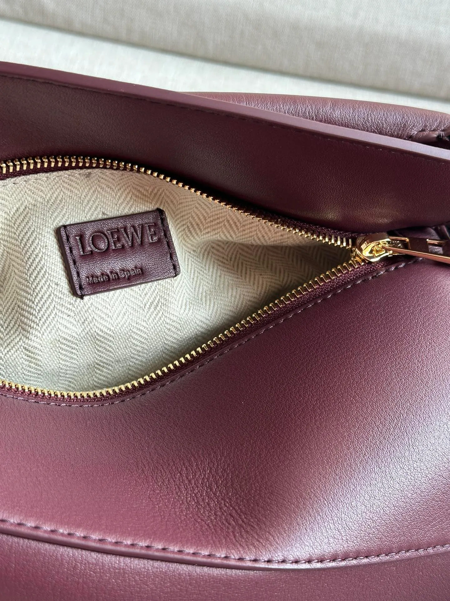 Классические Сумки Женские Loewe 13339537