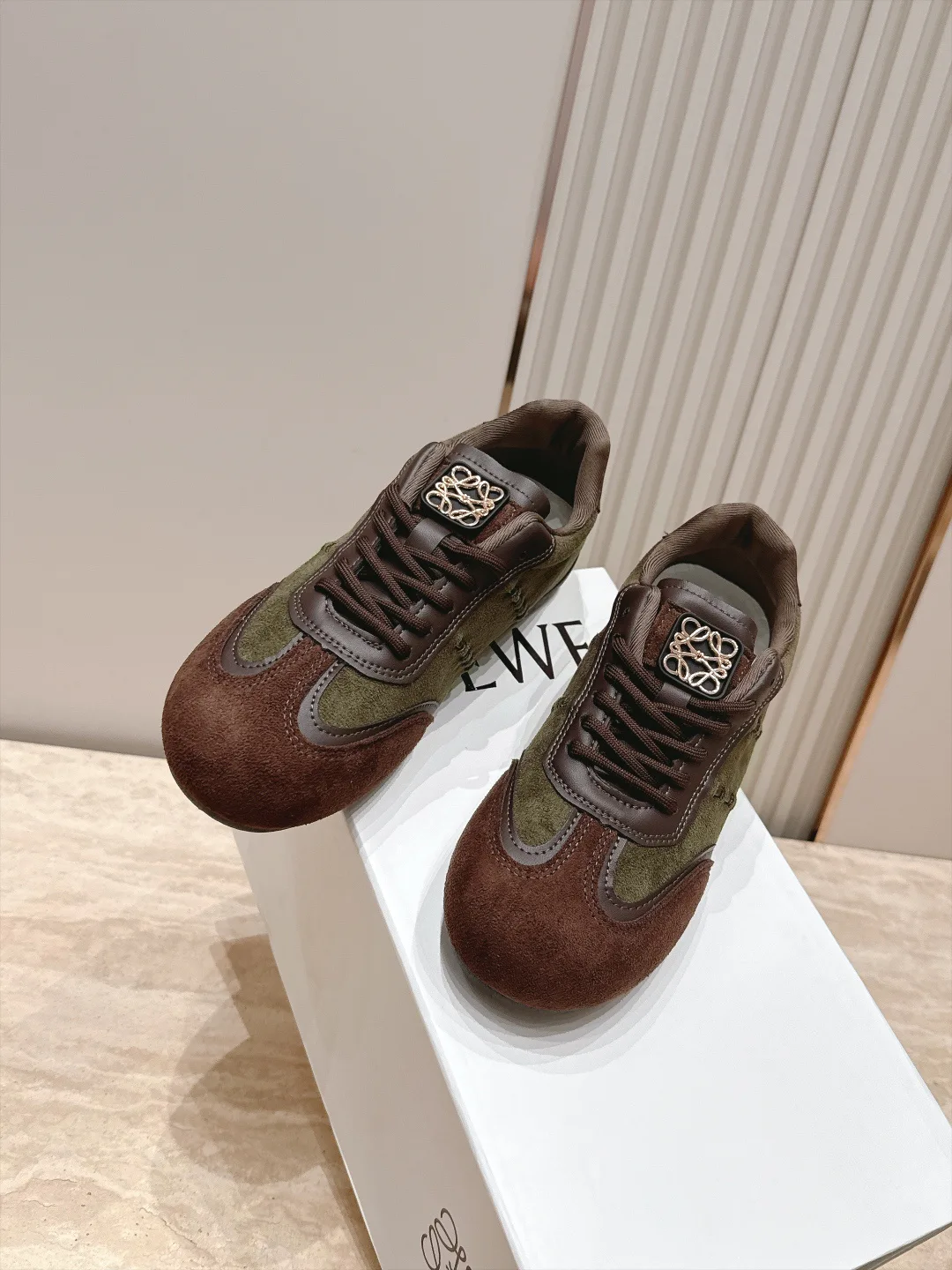 Кроссовки Женские Loewe 18286003