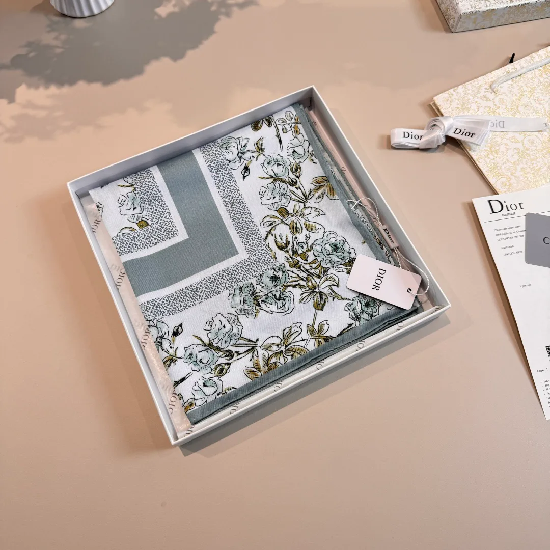 Платки Christian Dior 11362298