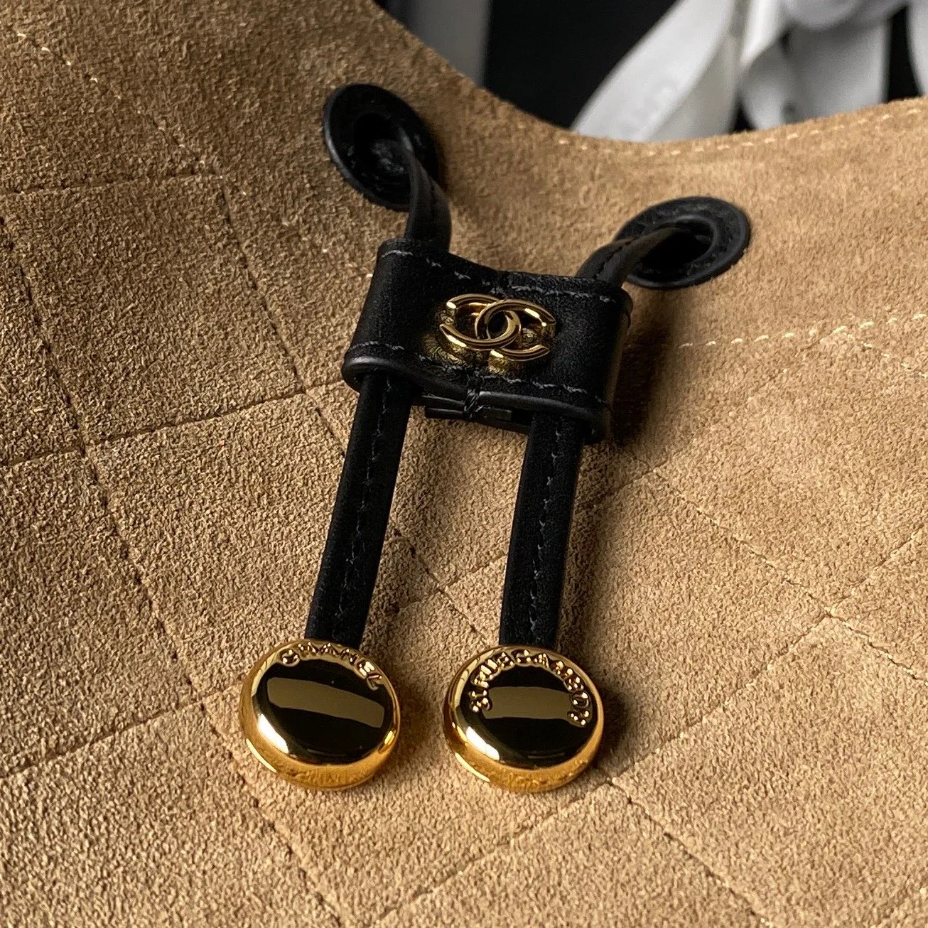 Классические Сумки Женские Chanel 18208024