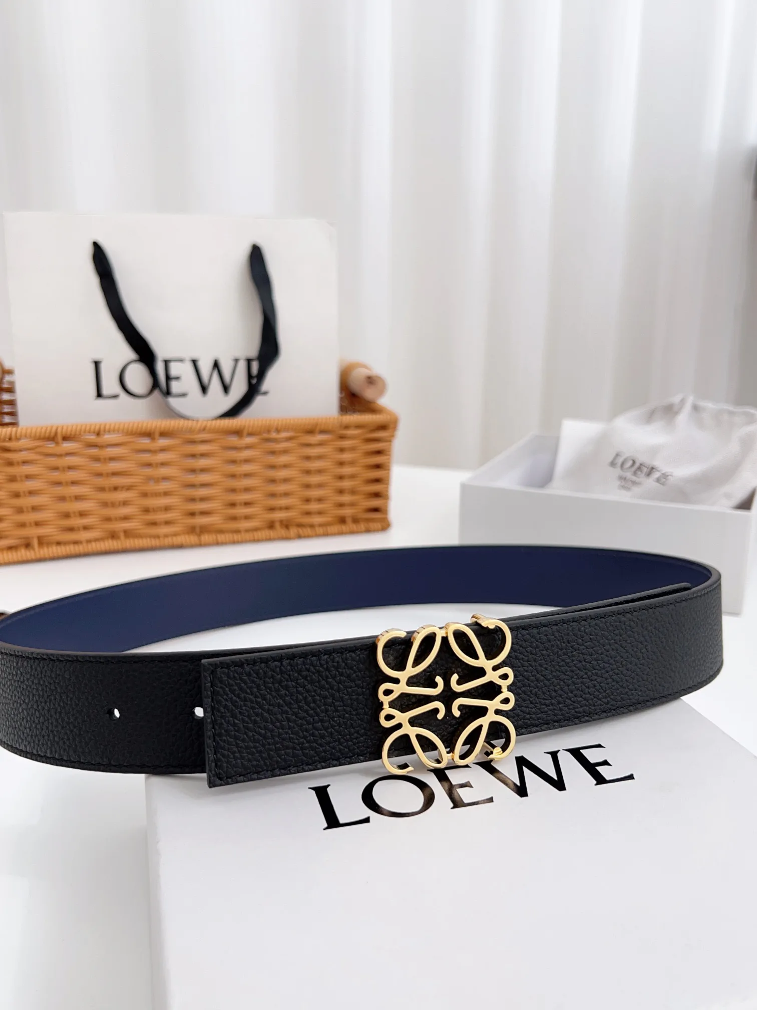 Ремни Loewe 18288
