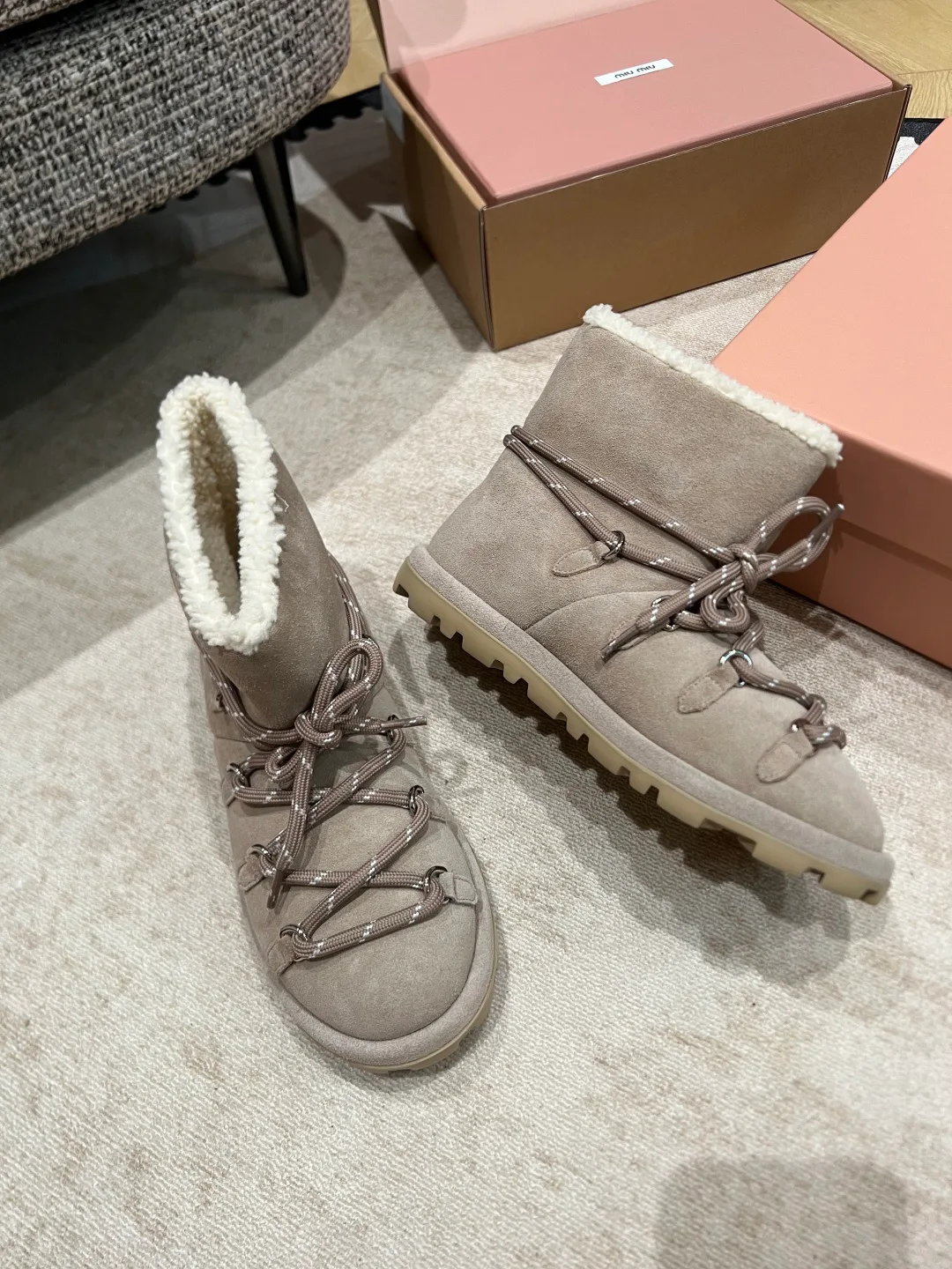 Угги Женские Miu Miu 18592417