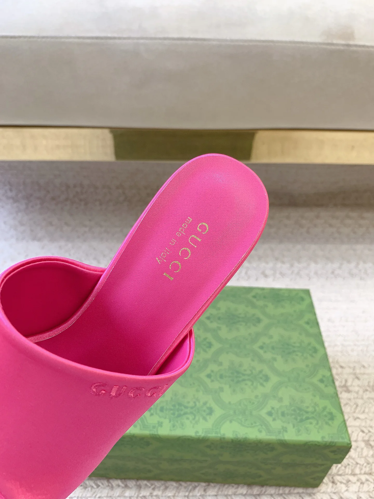 Босоножки Женские Gucci 950754