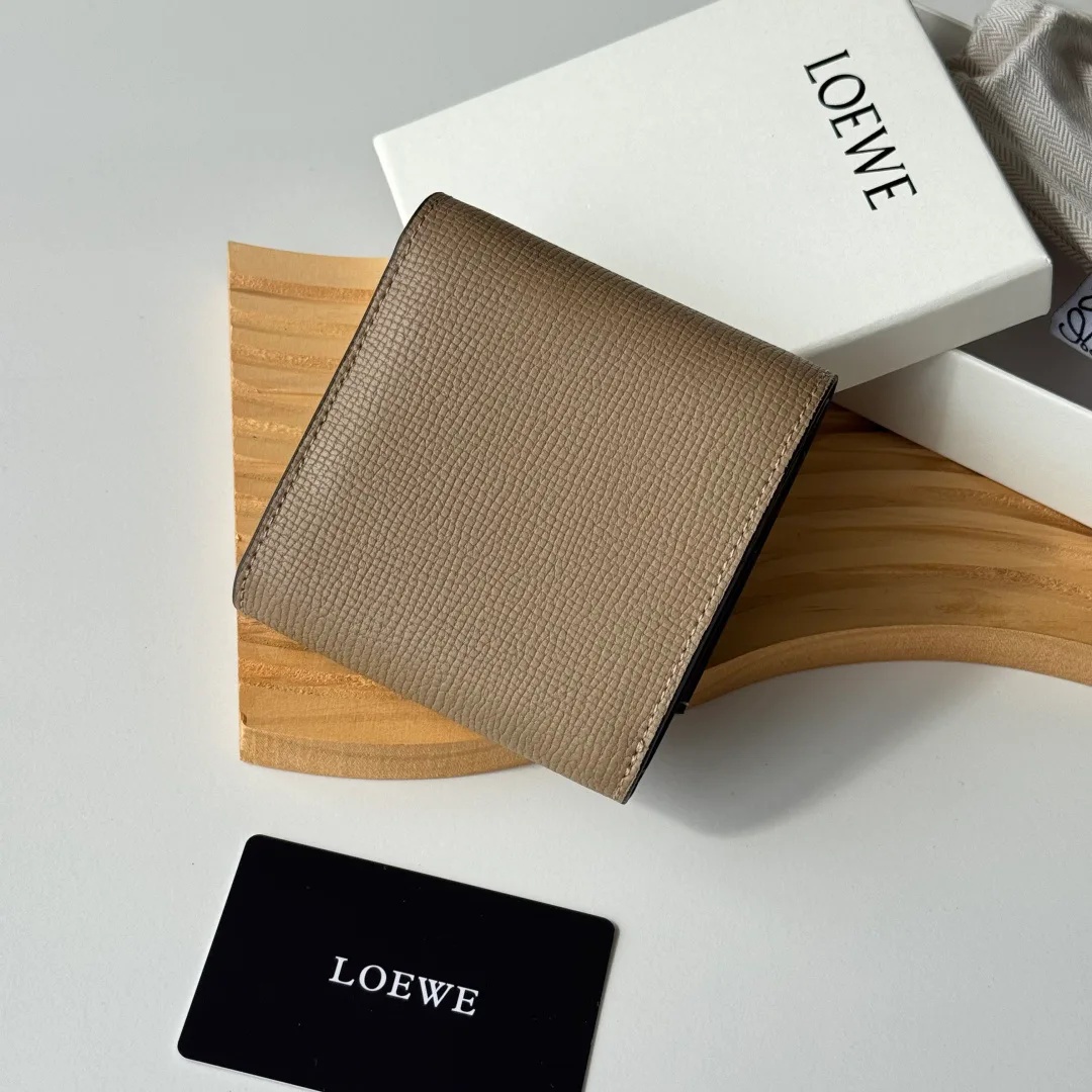 Клатчи Женские Loewe 617222