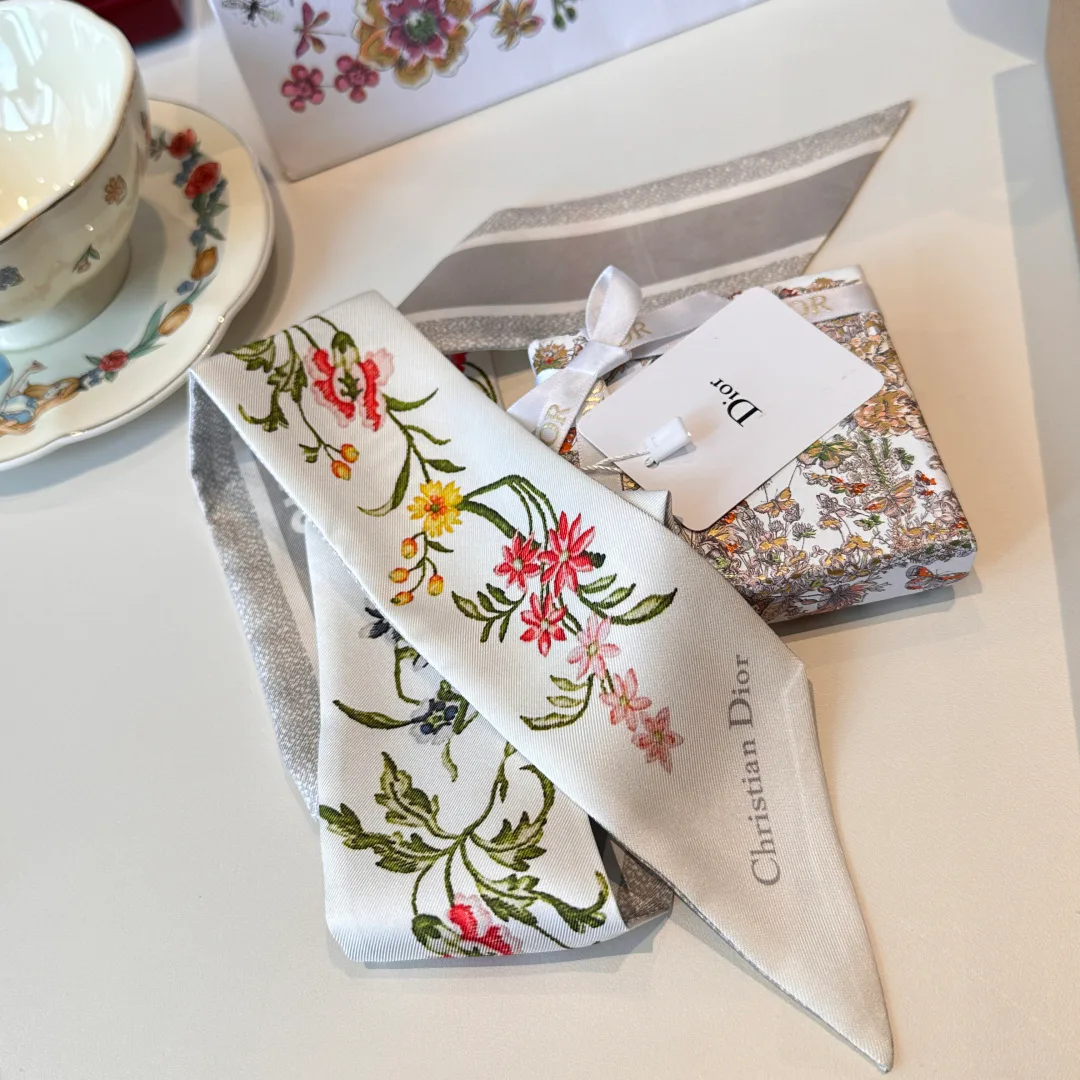 Платки Christian Dior 12918493