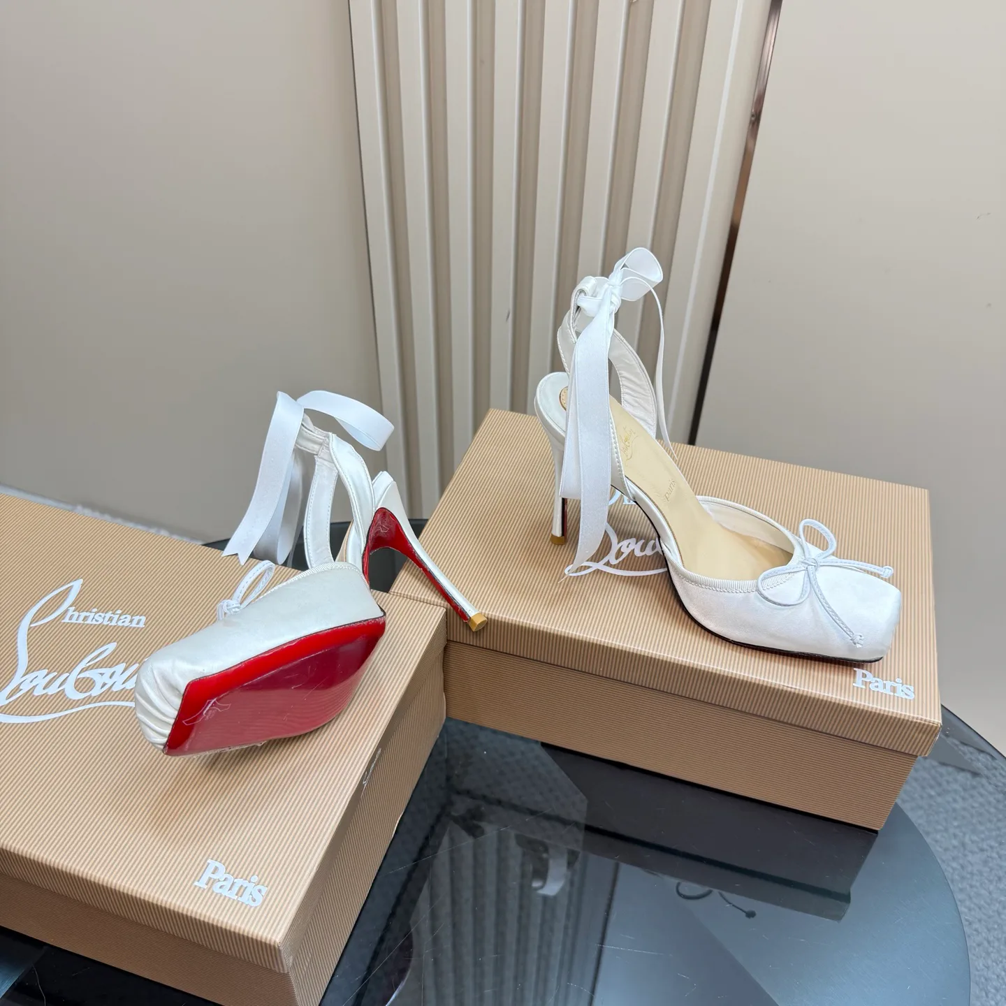 Туфли Женские Christian Louboutin 10577