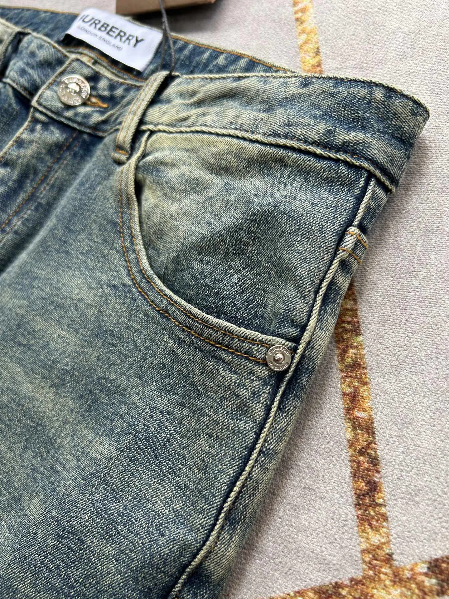 Джинсы Женские Burberry 10658019