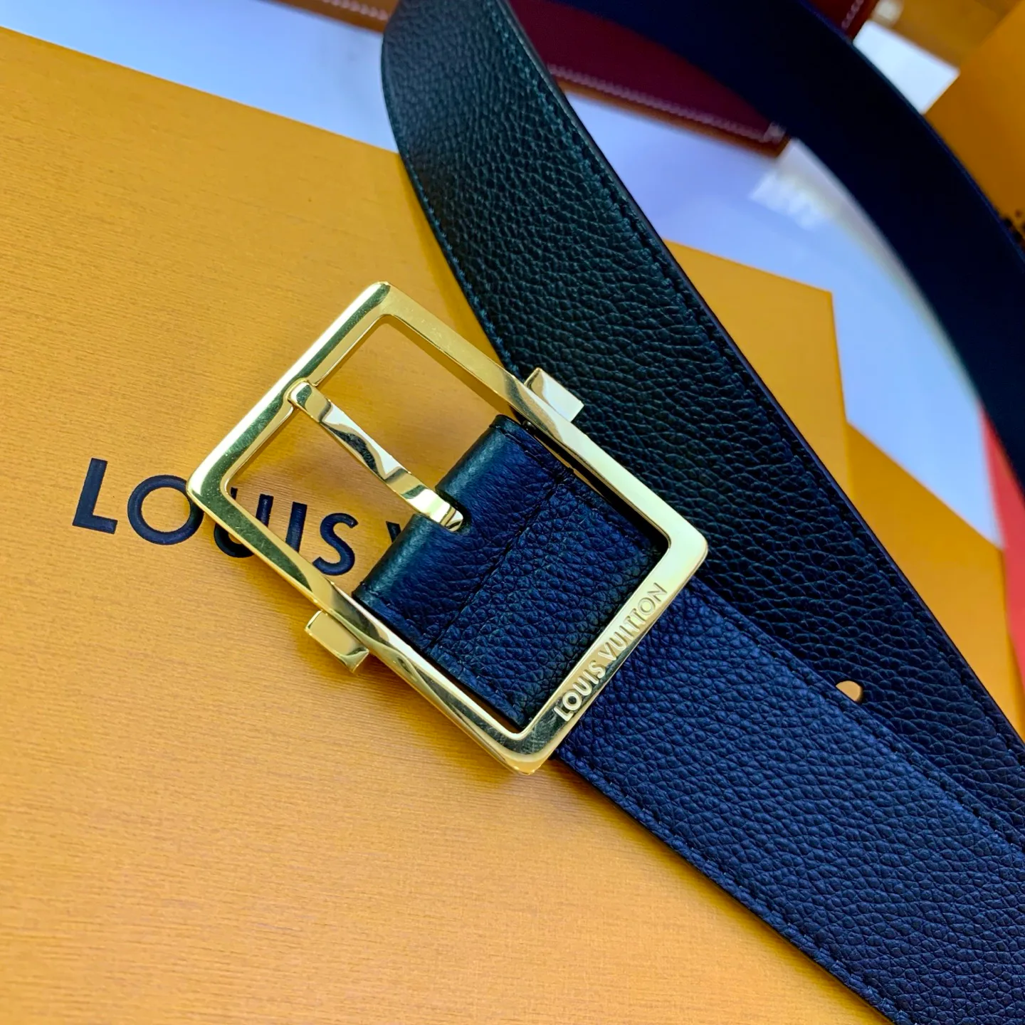 Ремни Louis Vuitton 17682171
