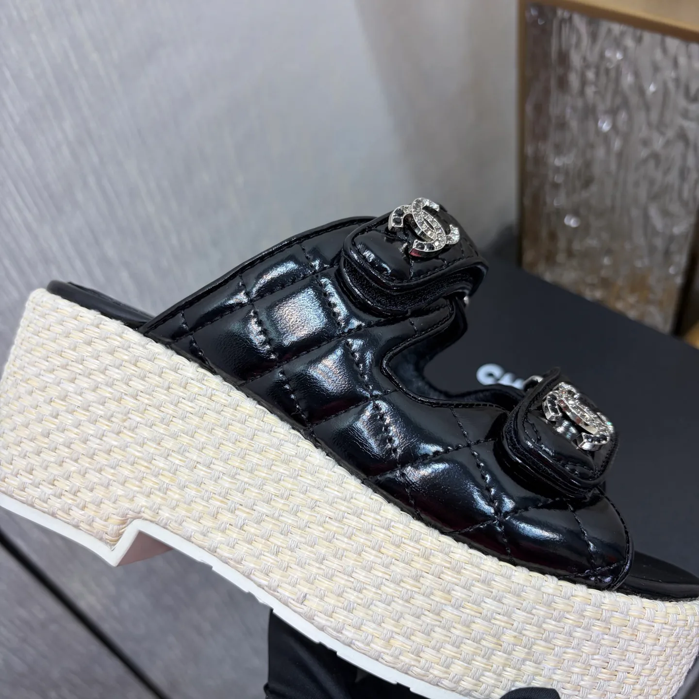 Босоножки Женские Chanel 11579259