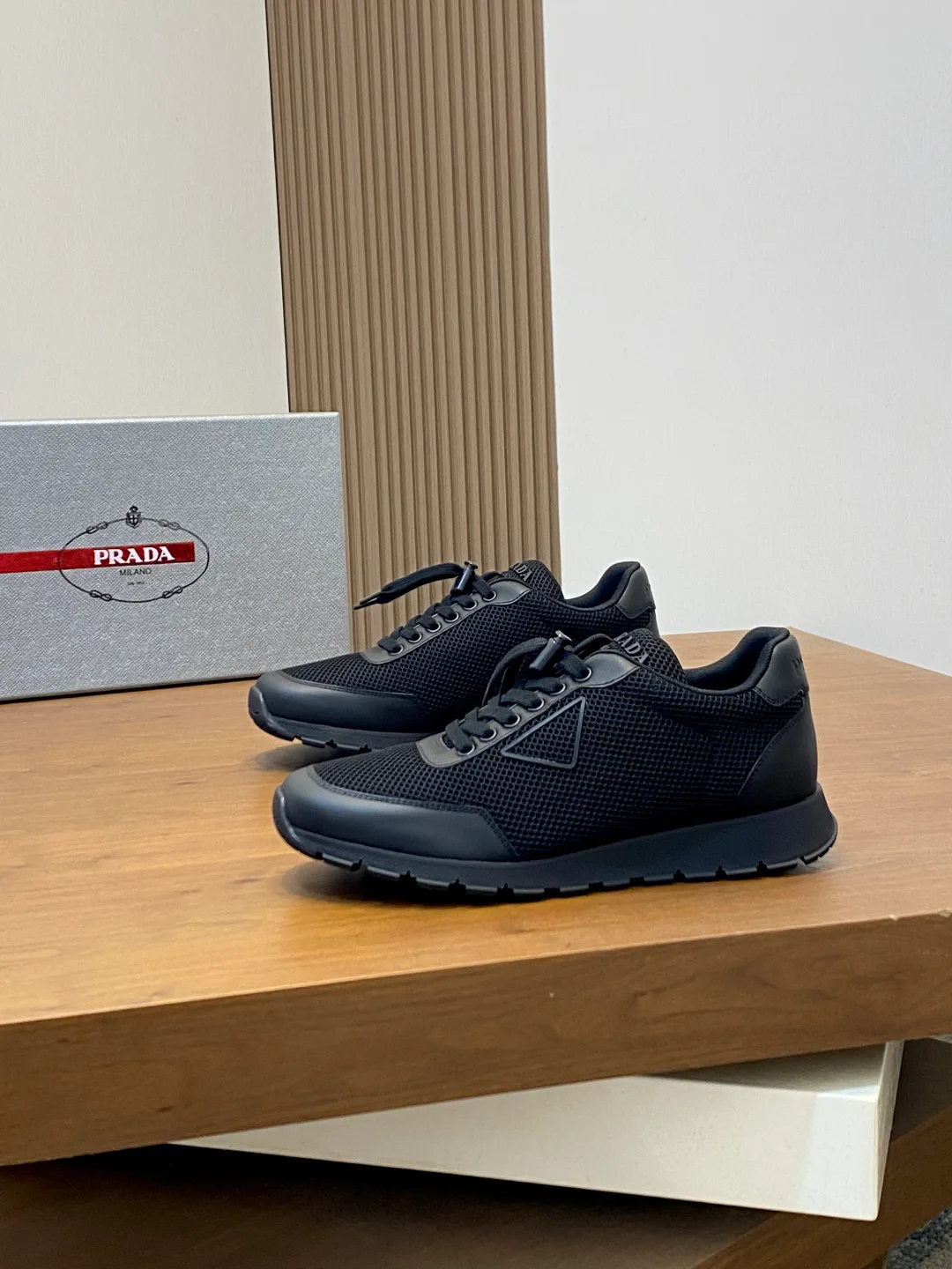 Кроссовки Мужские Prada 13436022