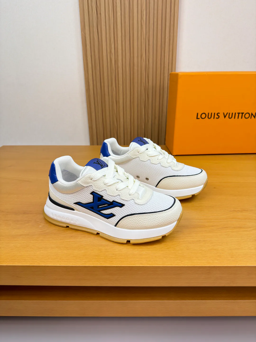 Туфли Женские Louis Vuitton 13194048