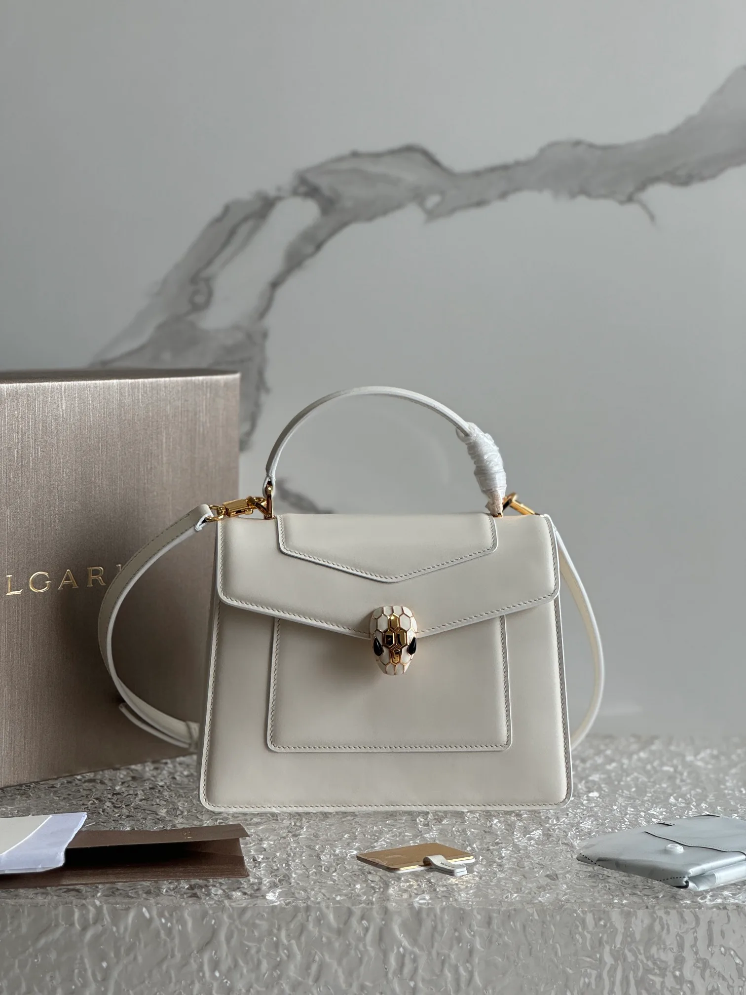 Классические Сумки Женские Bvlgari 5080608