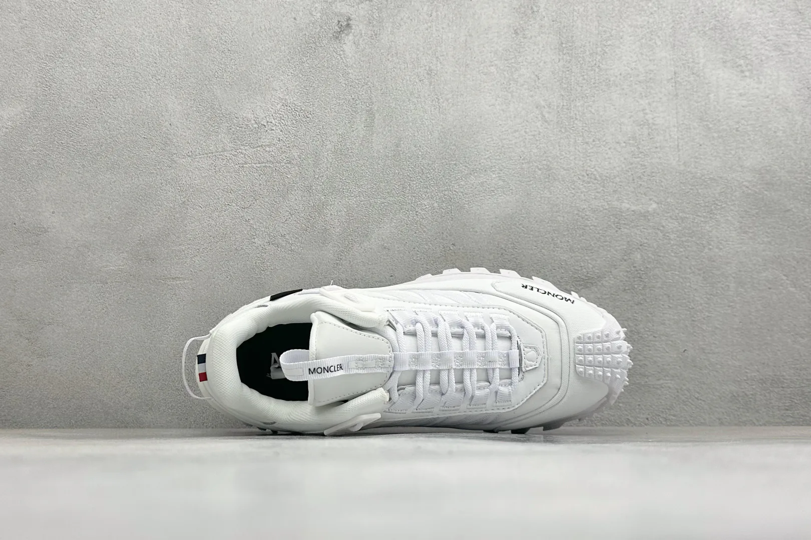 Кроссовки Женские Moncler 18181995