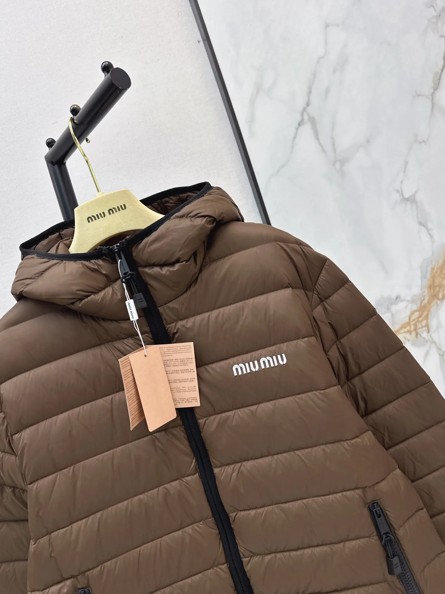 Куртки И Пуховики Женские Miu Miu 18537721