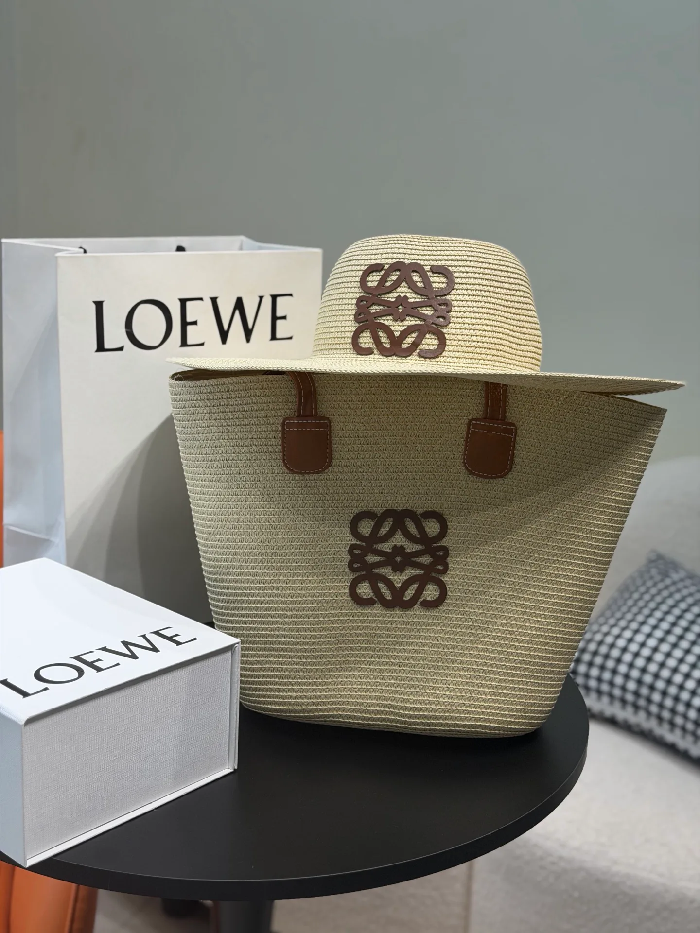 Классические Сумки Женские Loewe 16888764