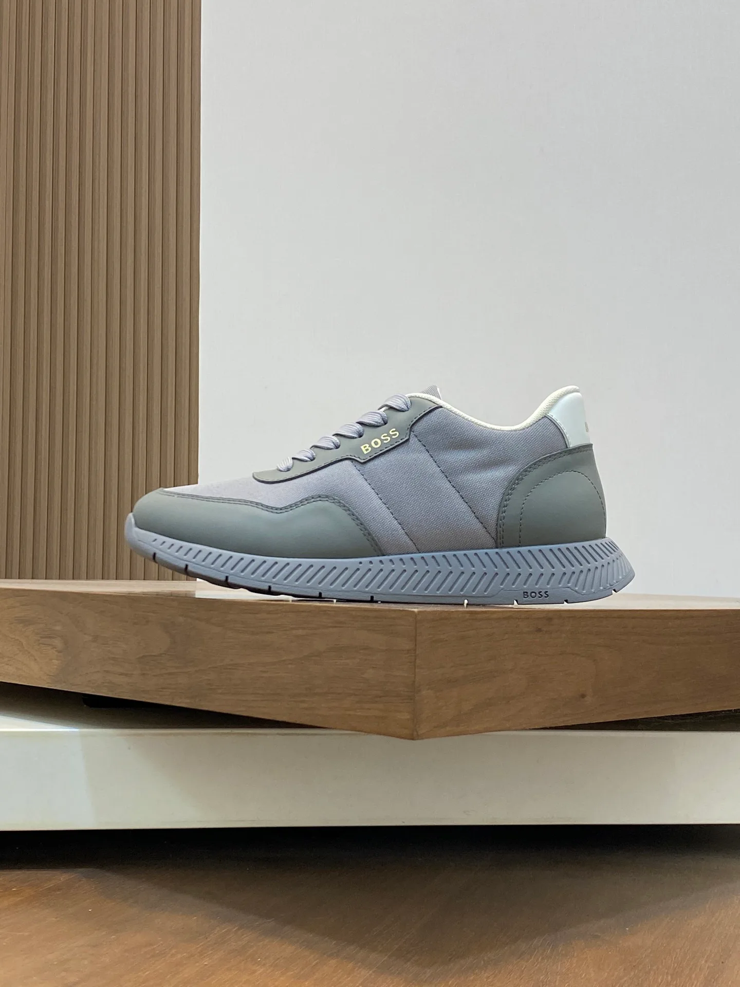 Кроссовки Мужские Hugo Boss 11304