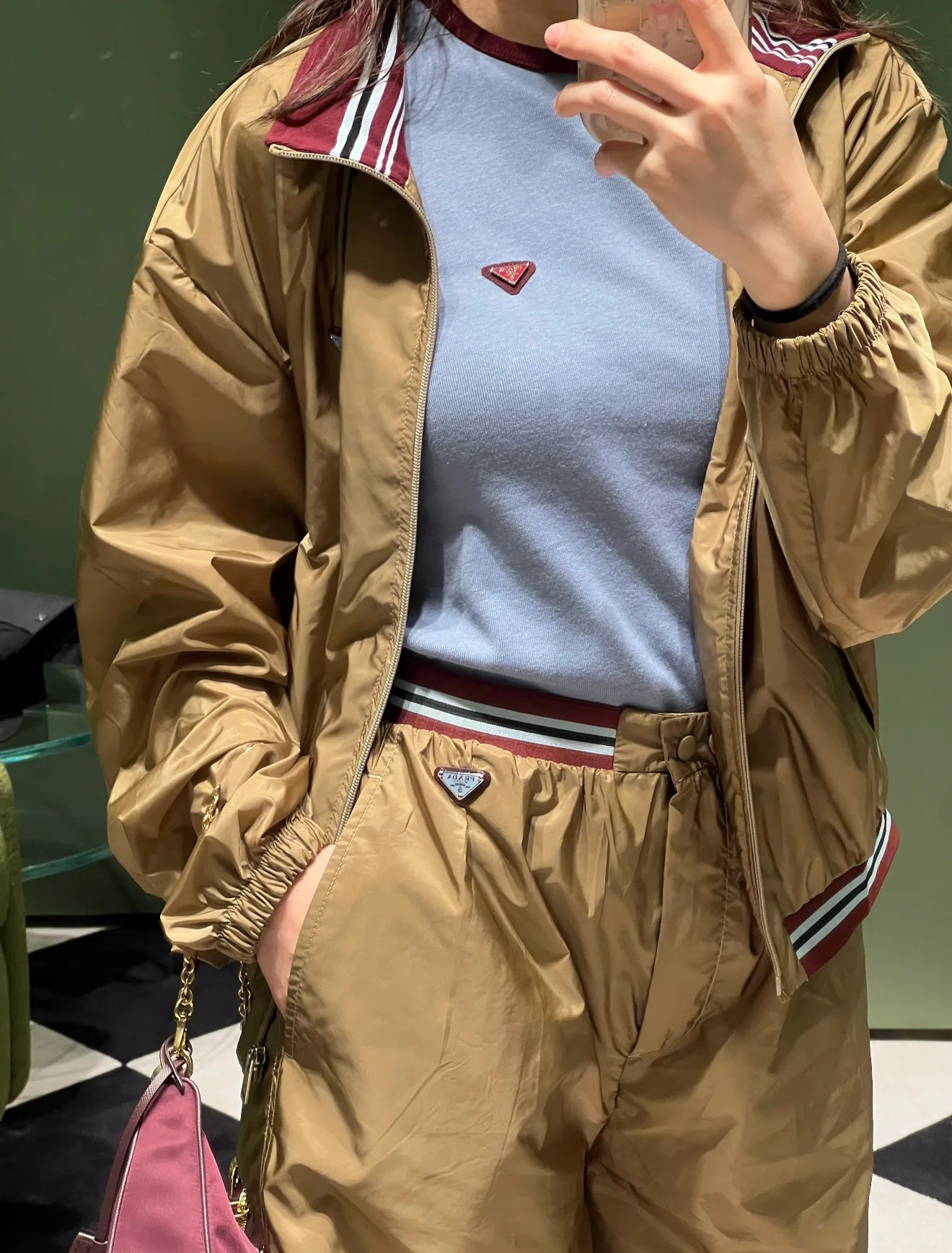 Шорты Женские Prada 13545140