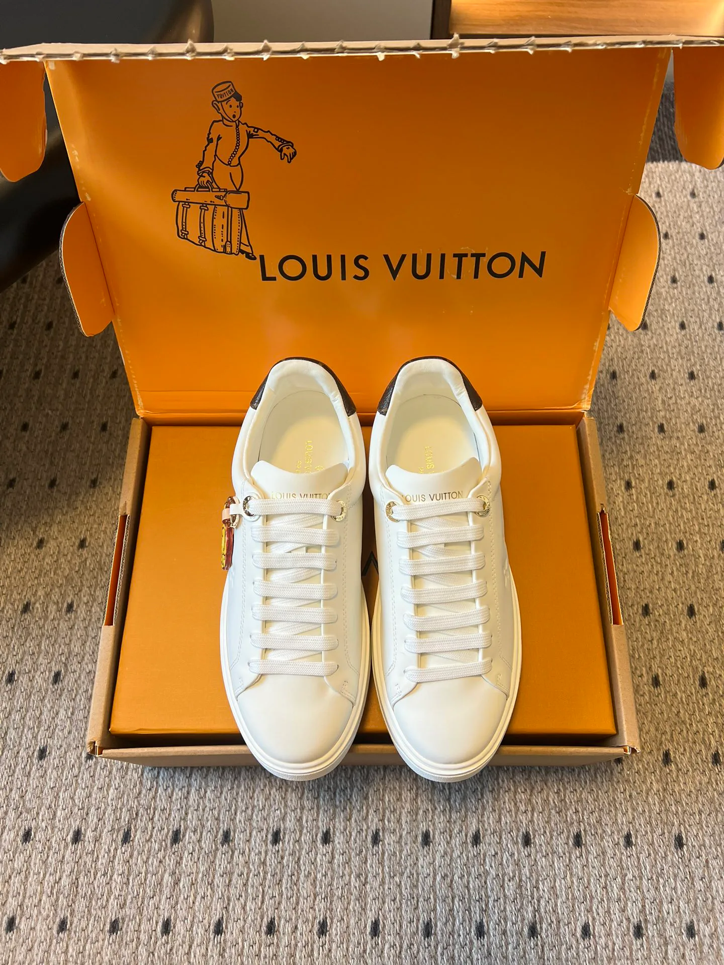 Кеды Женские Louis Vuitton 11645088